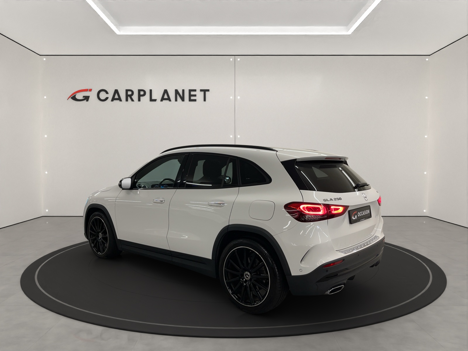 MERCEDES-BENZ GLA-Klasse H247 GLA 250 AMG Line 4matic-showroom-element-3