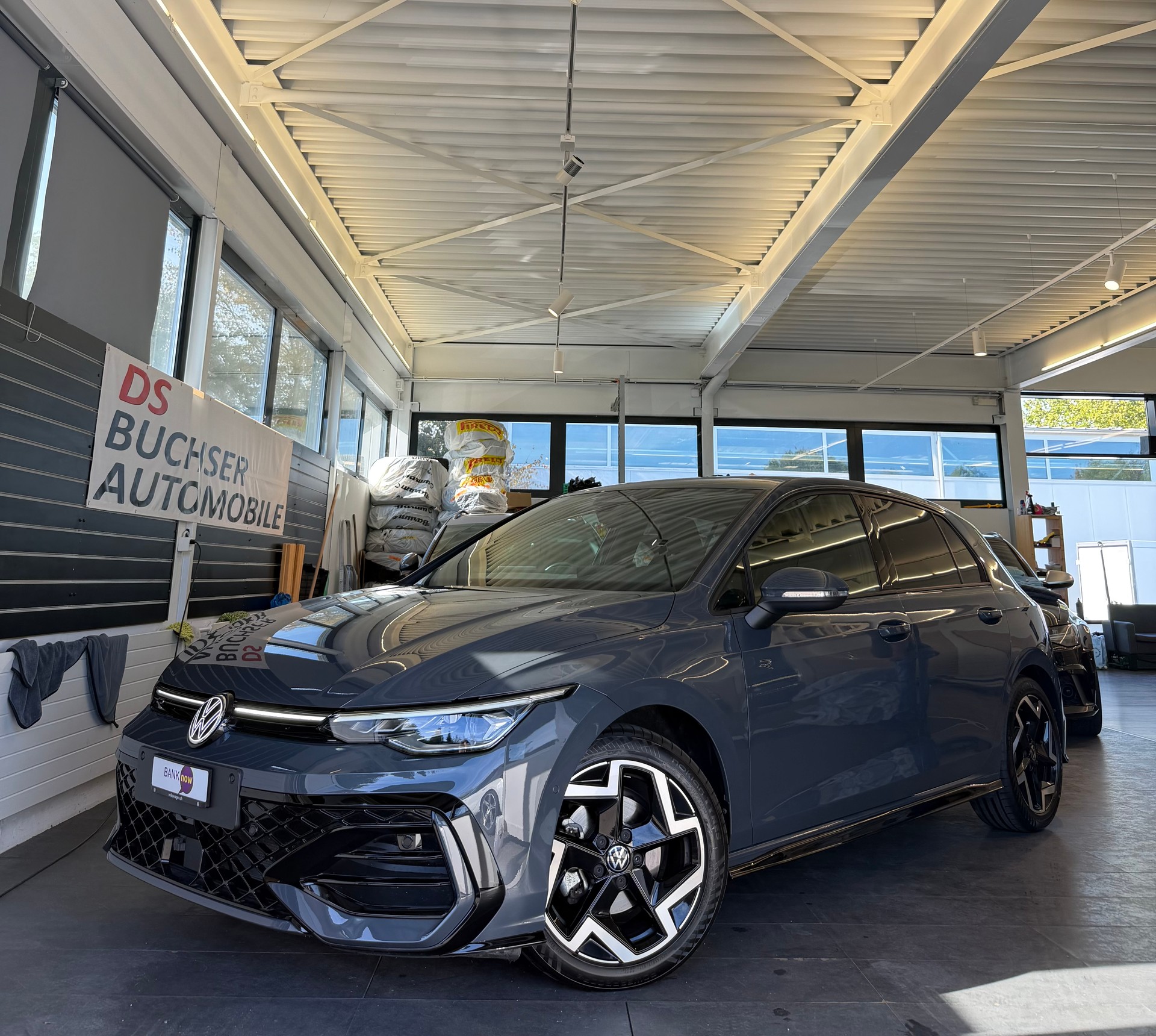 VW Golf VIII 1.5 eTSI R-Line DSG-image-0