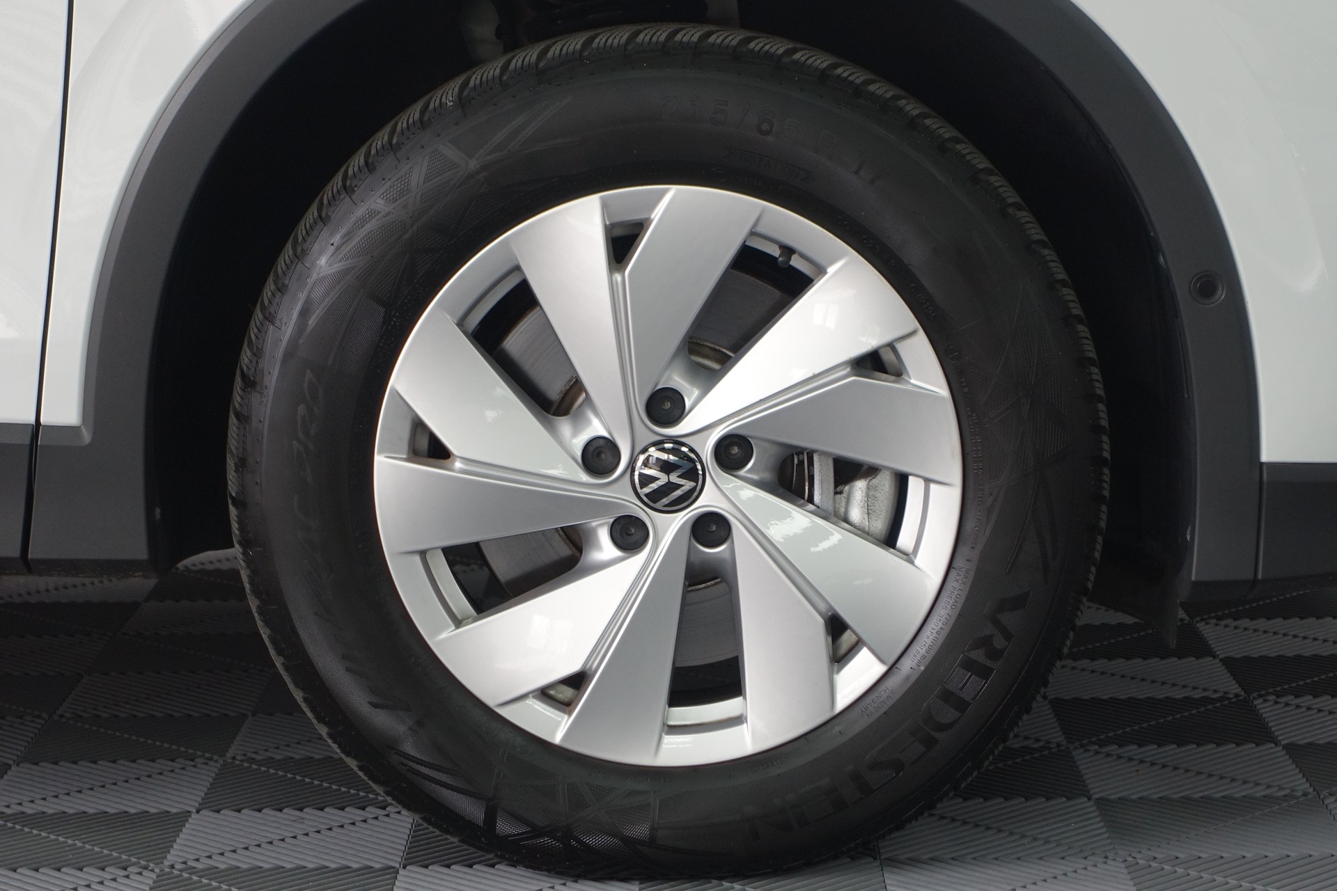 VW Tiguan 2.0 TSI Goal DSG 4motion-image-8