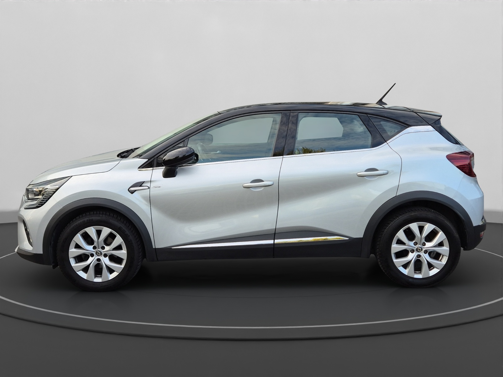 RENAULT Captur 1.0 TCe Intens-image-9