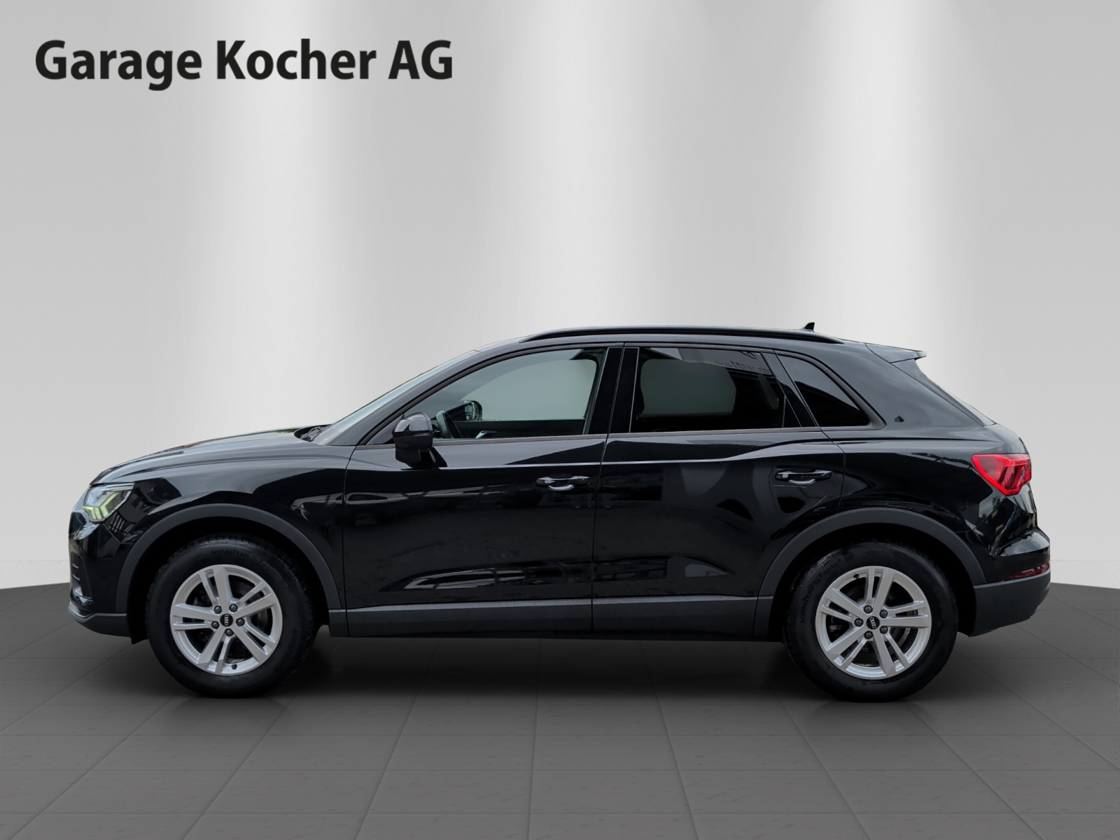 AUDI Q3 35 TFSI S line Attraction S-tronic-image-2