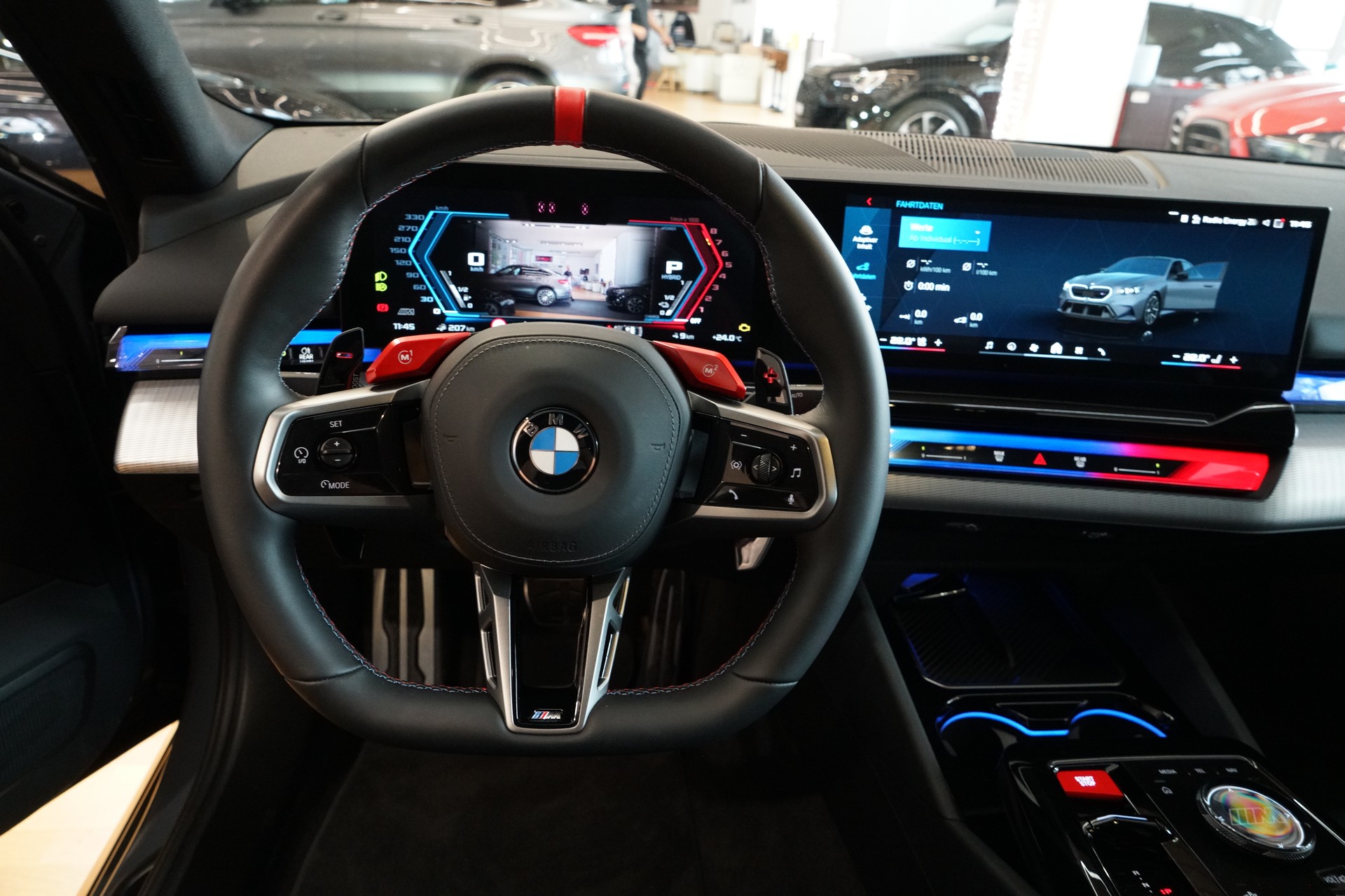 BMW M5 xDrive Touring Individual Storm Bay-image-19