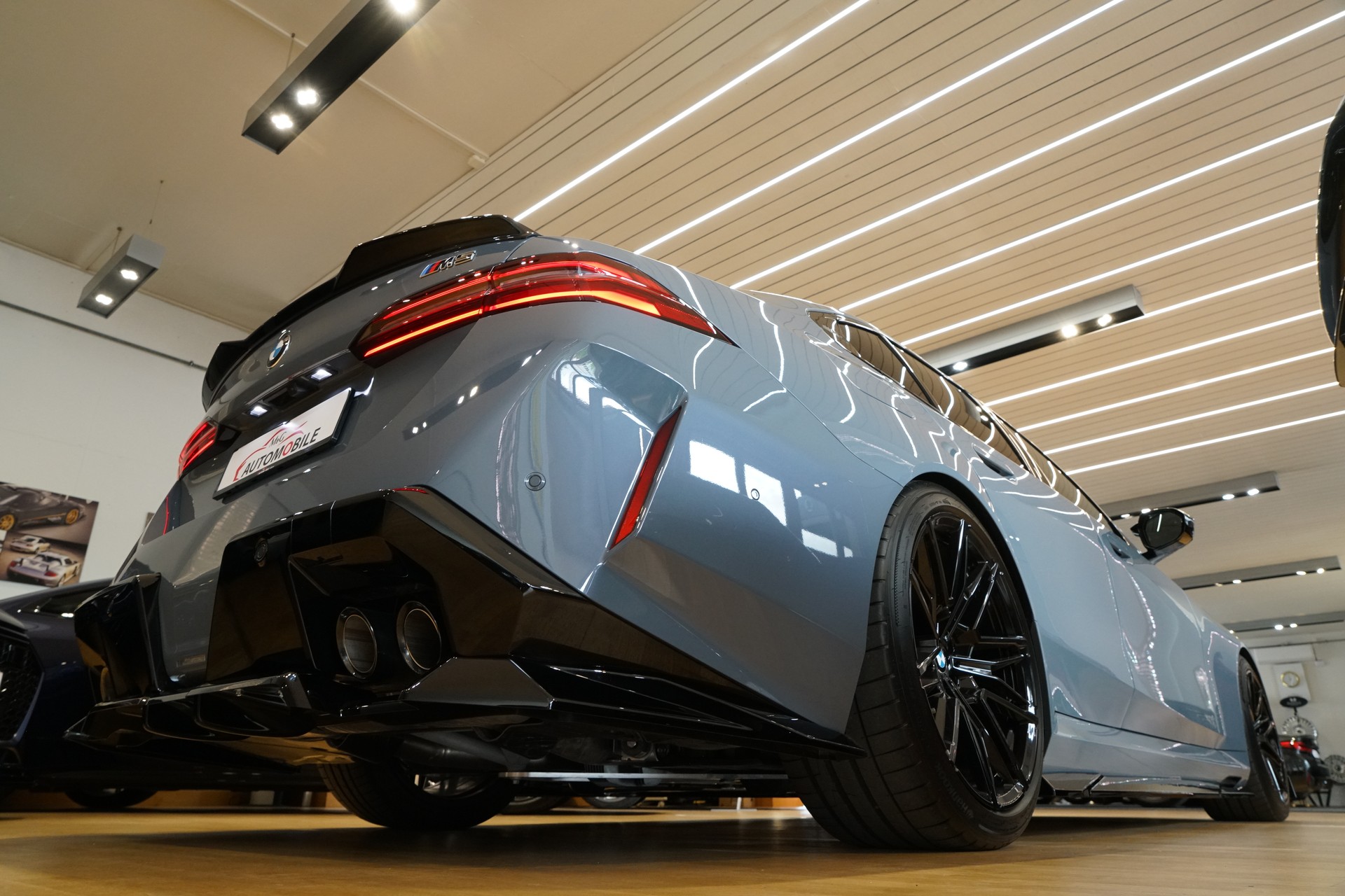 BMW M5 xDrive Touring Individual Storm Bay-image-9