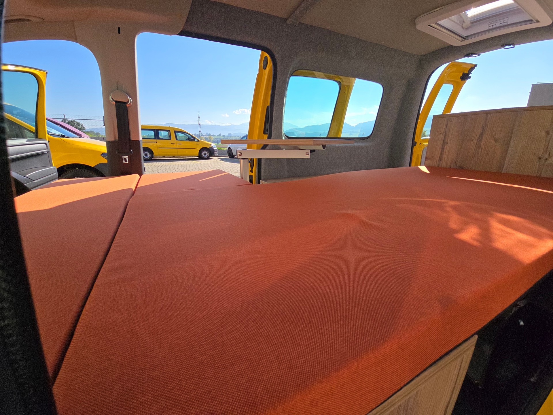 VW GEOVAN L - 102 PS - Benzin - Klima - PDC - DAB+ - 2 x Schiebetür - grosses Fensterpaket-image-13