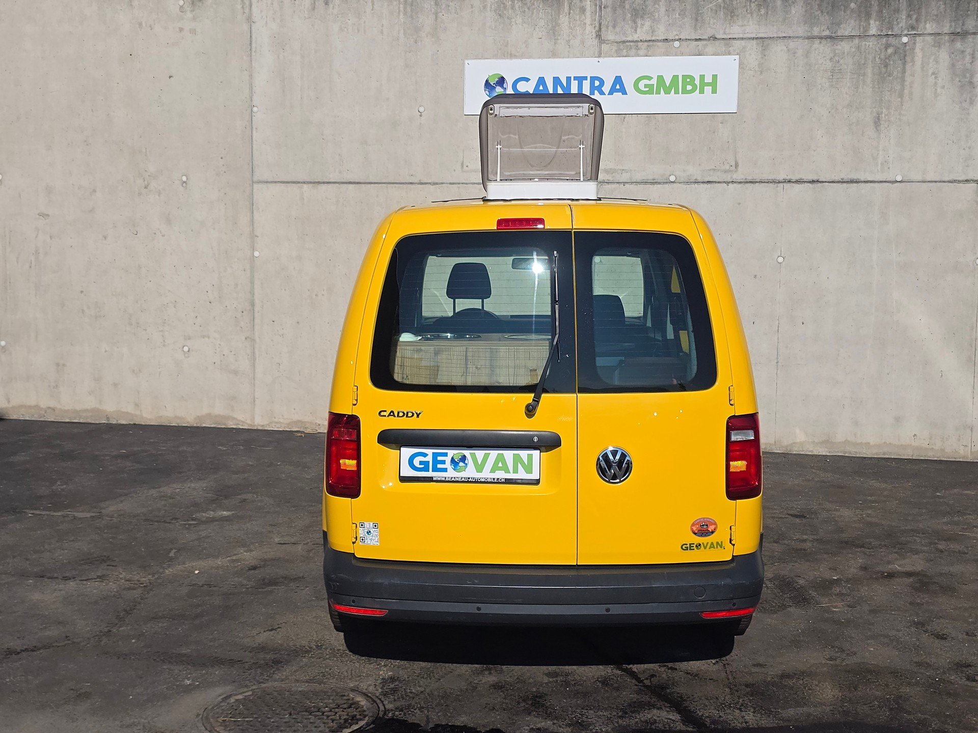 VW GEOVAN L - 102 PS - Benzin - Klima - PDC - DAB+ - 2 x Schiebetür - grosses Fensterpaket-image-4