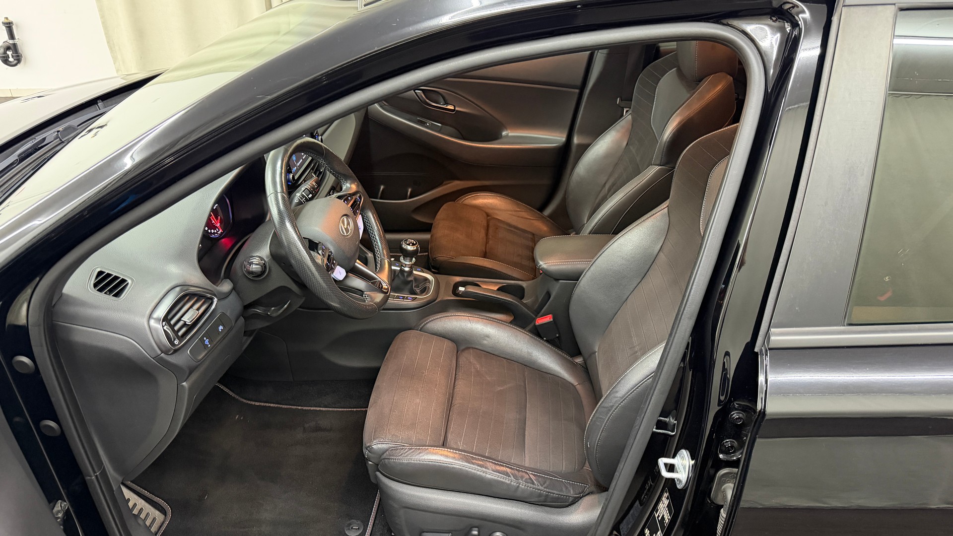 HYUNDAI i30 N 2.0 T-GDi-image-6