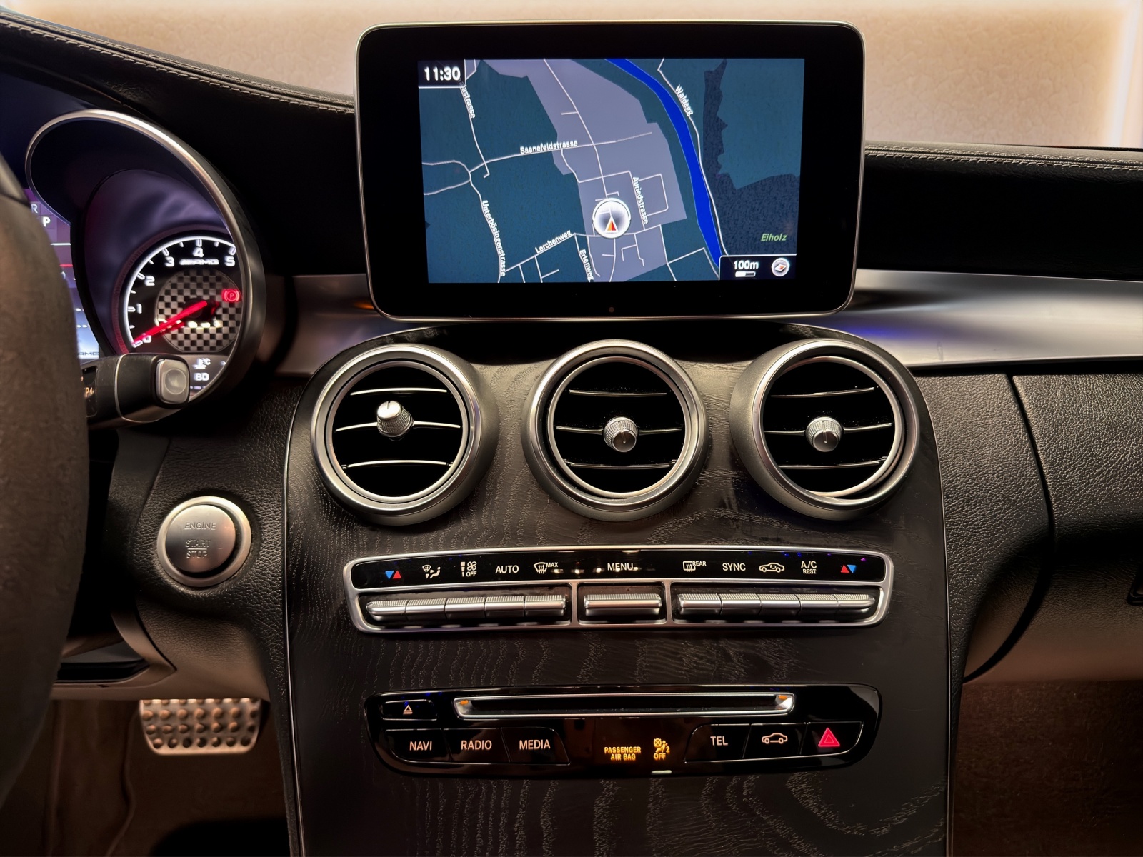 MERCEDES-BENZ C 43 AMG 4Matic 9G-Tronic-image-9