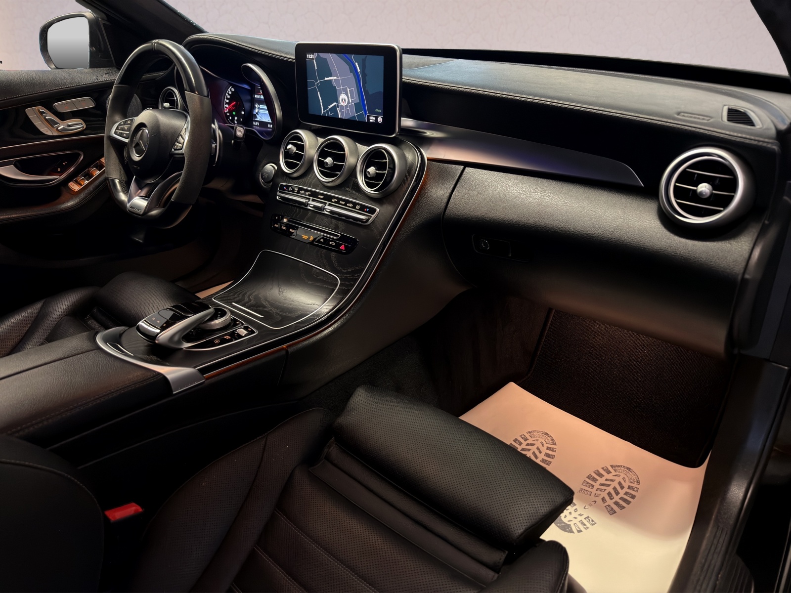 MERCEDES-BENZ C 43 AMG 4Matic 9G-Tronic-image-12