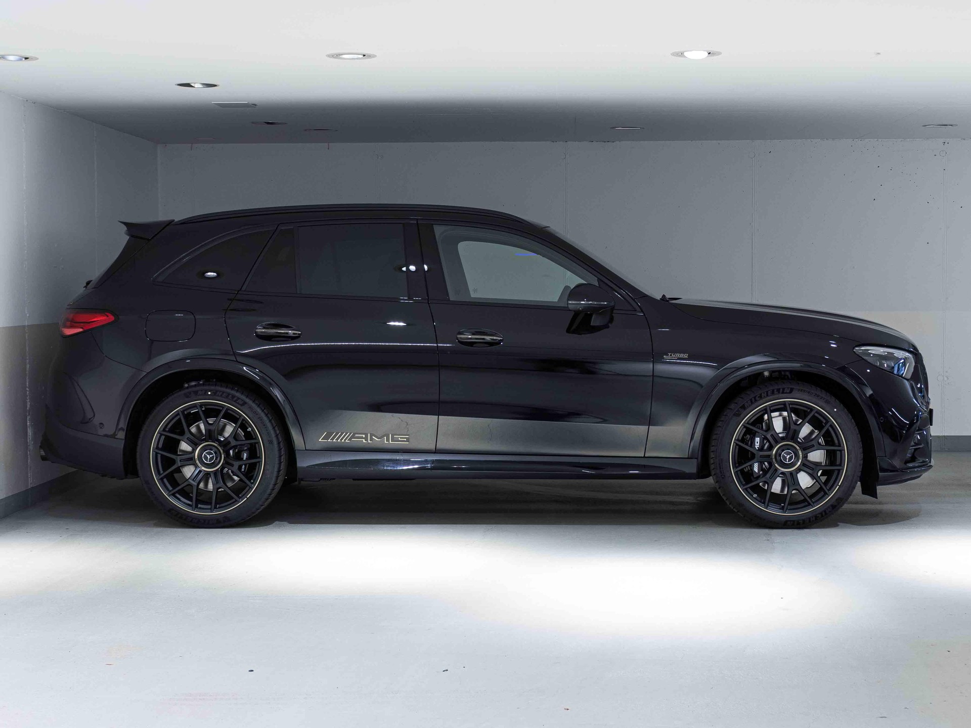MERCEDES-BENZ GLC 53 AMG 4MATIC+-image-1