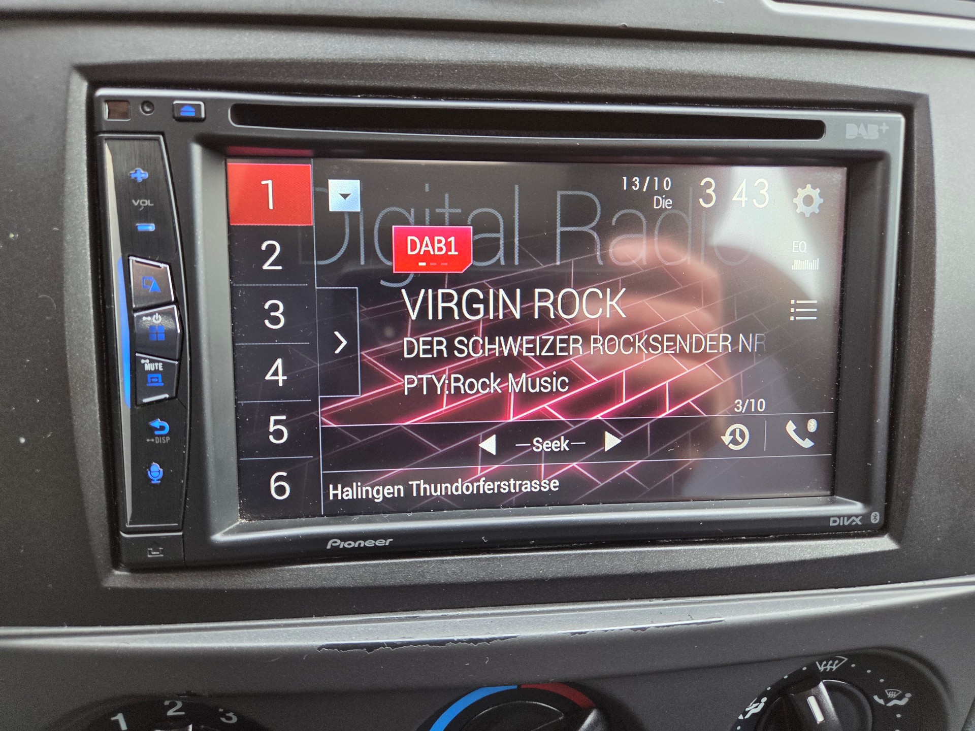 FORD Fusion 1.6 16V Trend-image-12