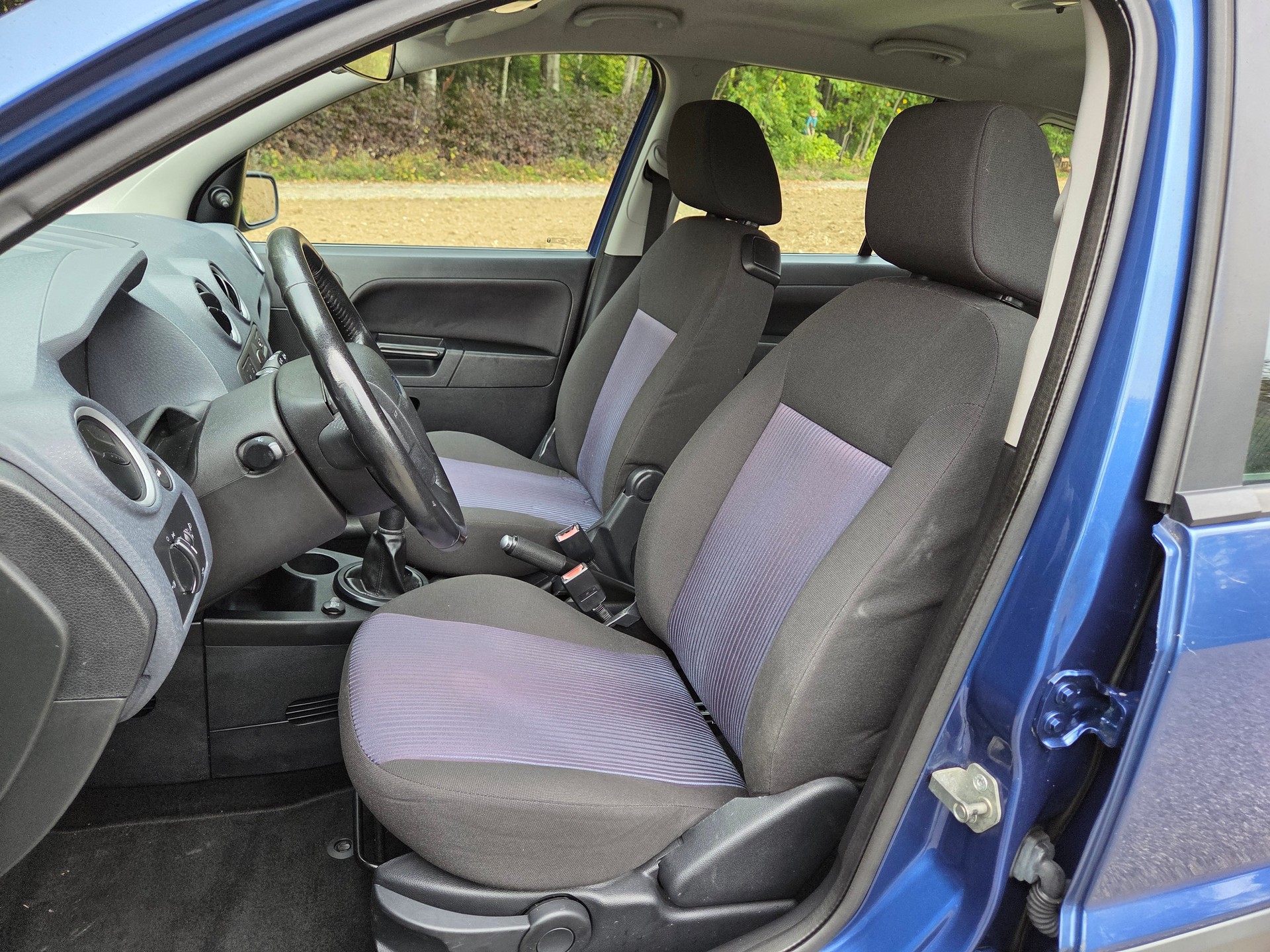 FORD Fusion 1.6 16V Trend-image-8
