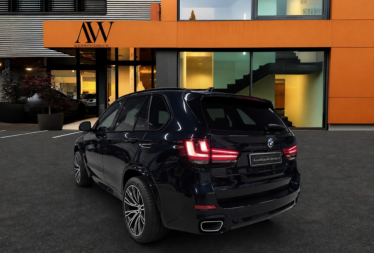 BMW X5 30d M Sport xDrive SAG / CH-Fz-Gratis Service/Pano-AHK-ACC-Totwinkel-Harman Kardon-Top Zustand-image-1