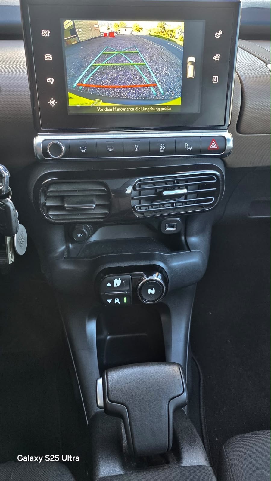 CITROEN C4 Cactus 1.6 e-HDi Feel ETG6-image-14