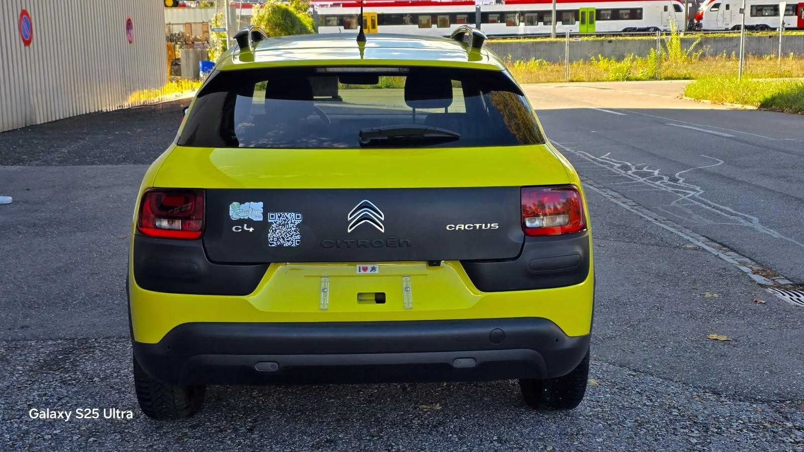 CITROEN C4 Cactus 1.6 e-HDi Feel ETG6-image-4