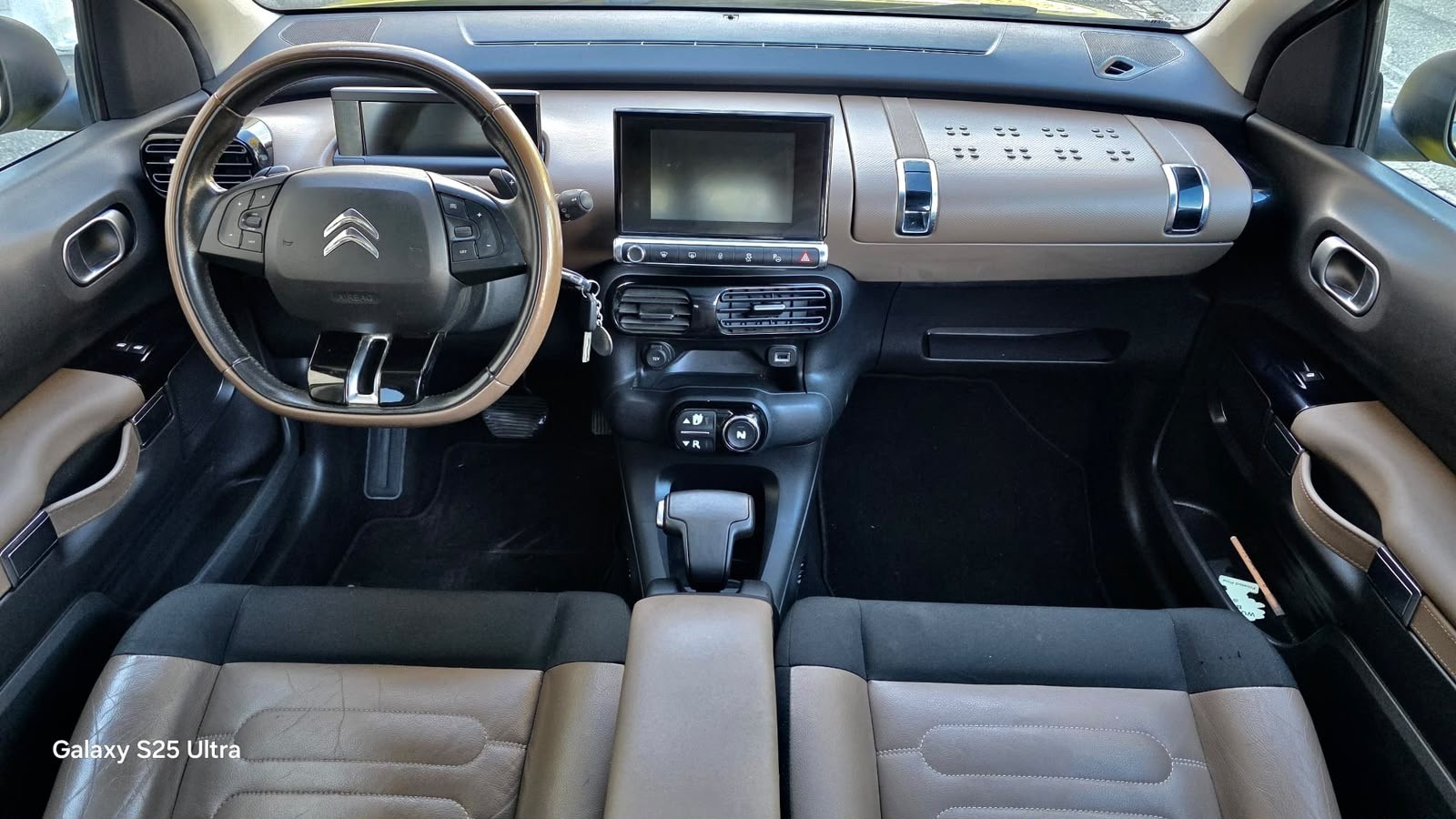 CITROEN C4 Cactus 1.6 e-HDi Feel ETG6-image-15