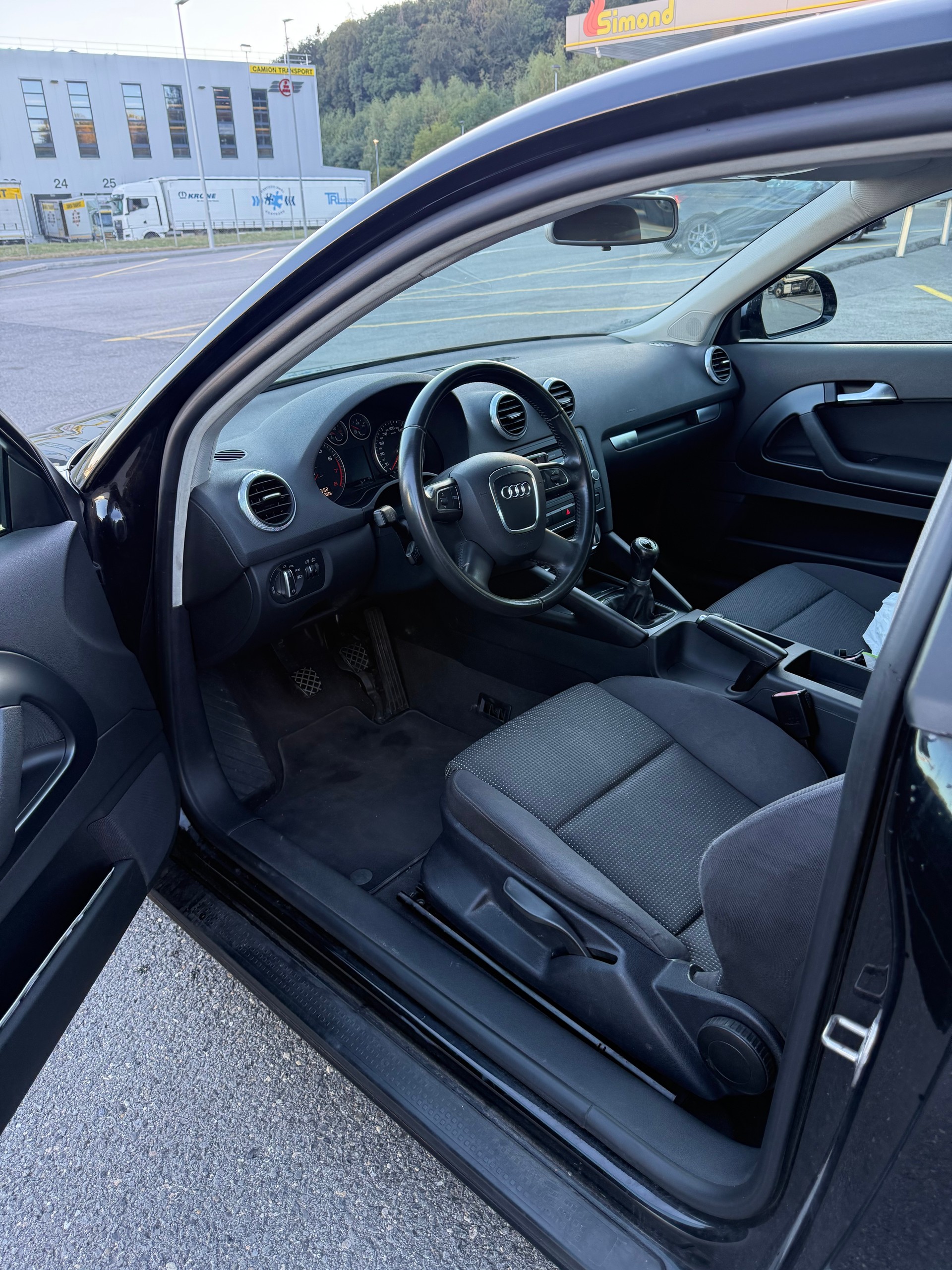 AUDI A3 1.8 TFSI Ambiente-image-4