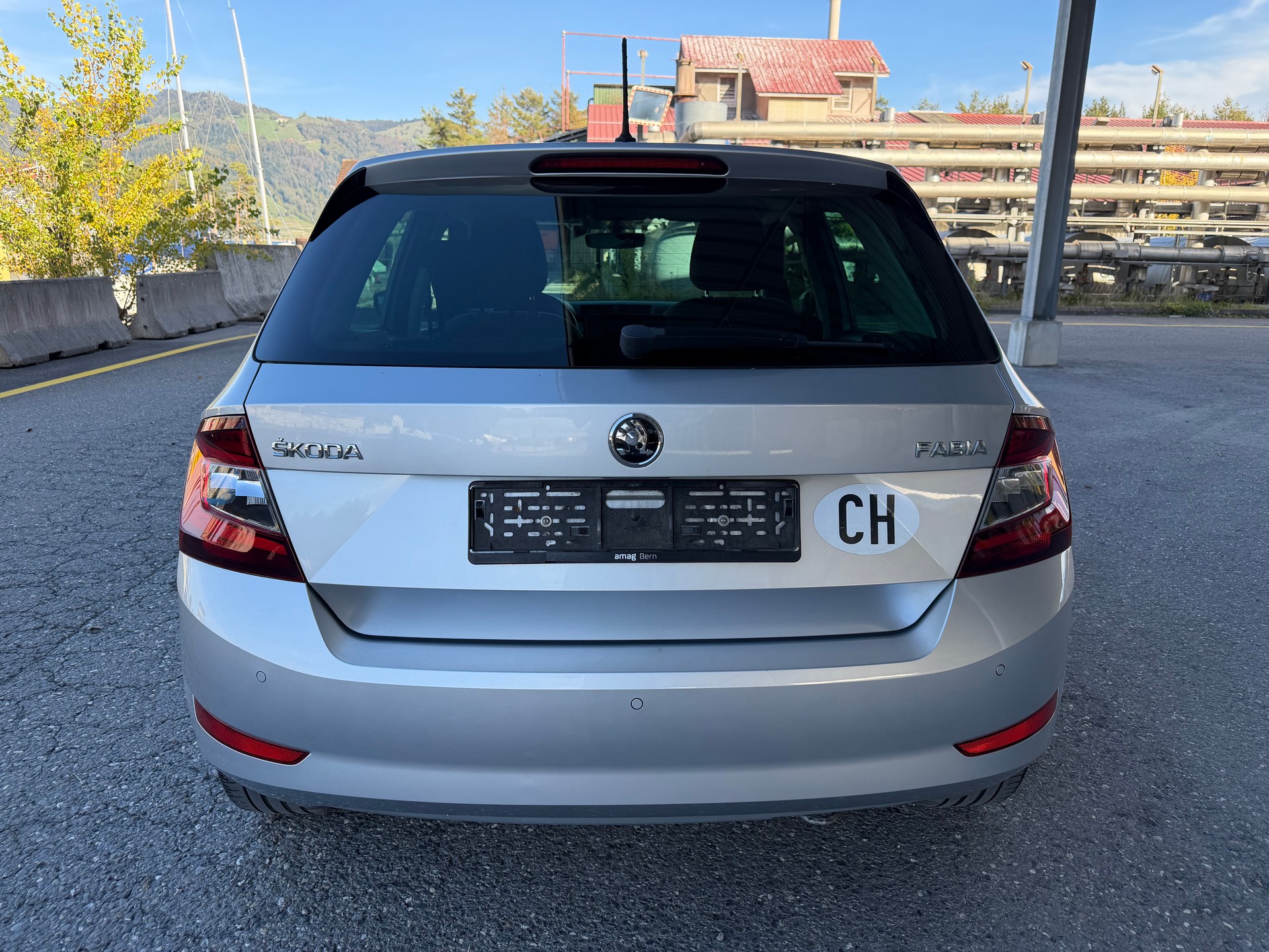 SKODA Fabia 1.0 TSI Ambition-image-4
