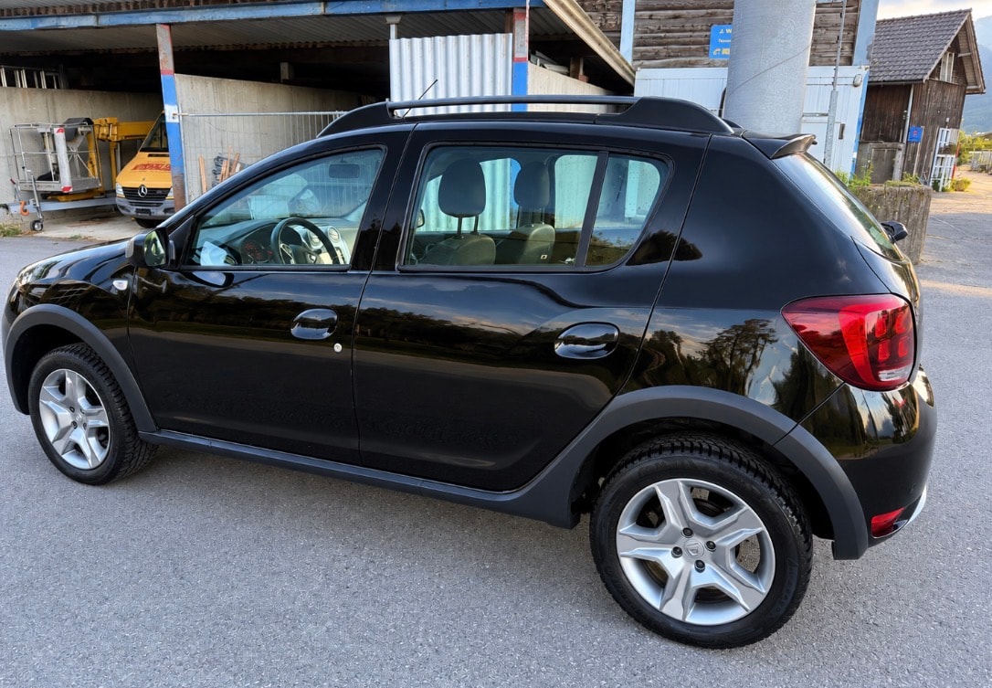 DACIA Sandero TCe 90 Stepway Unlimited 2-image-4