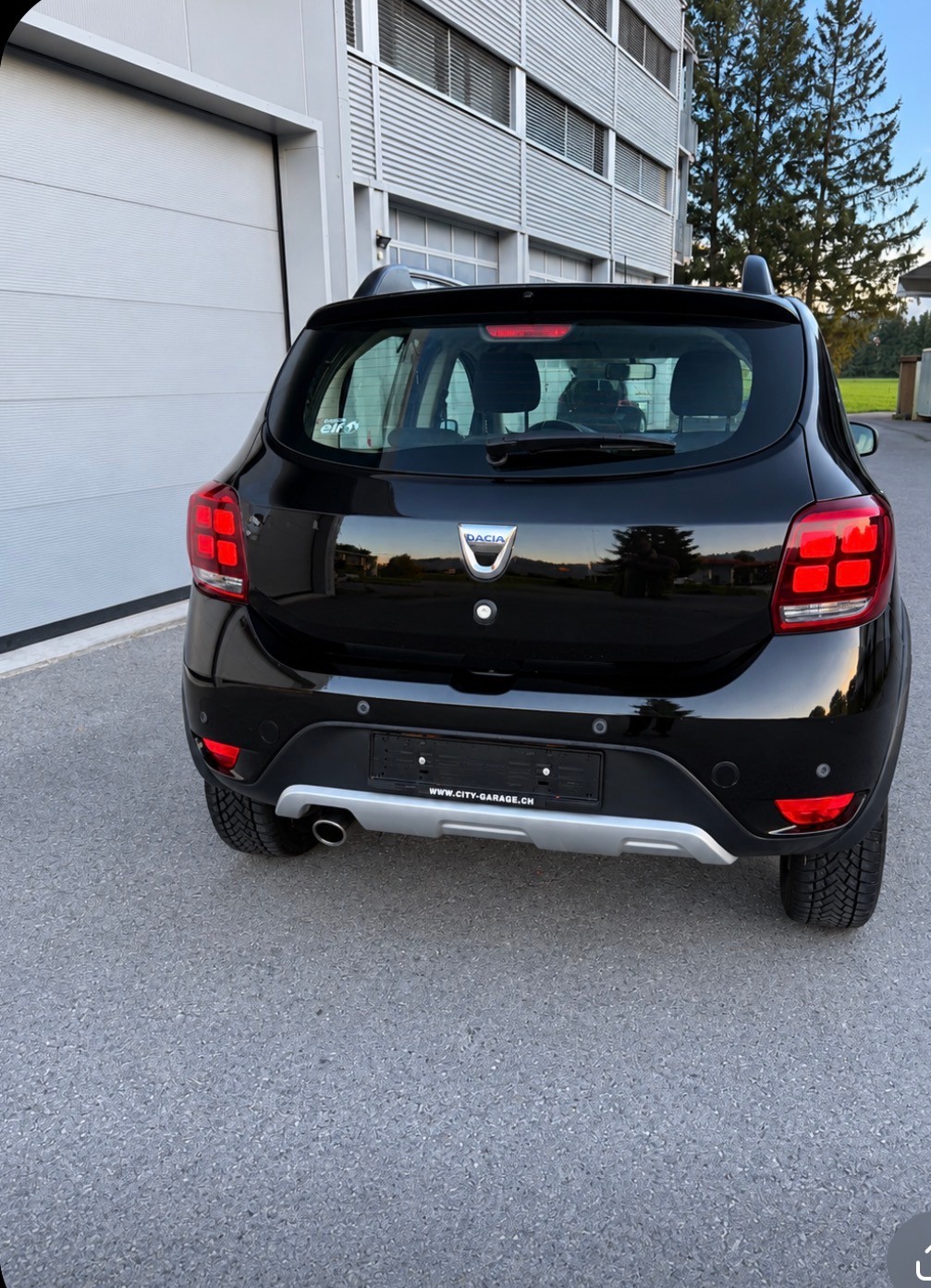 DACIA Sandero TCe 90 Stepway Unlimited 2-image-2