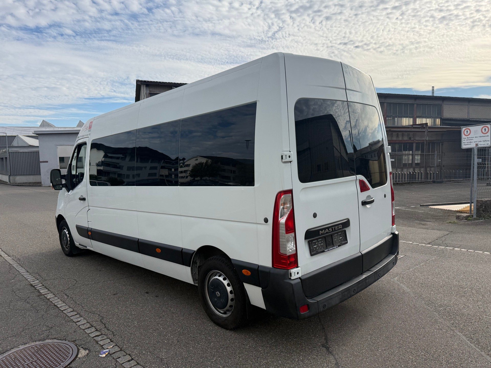 RENAULT Master T39 2.3dCi Minibus 17 L3H2 Quickshift-image-6