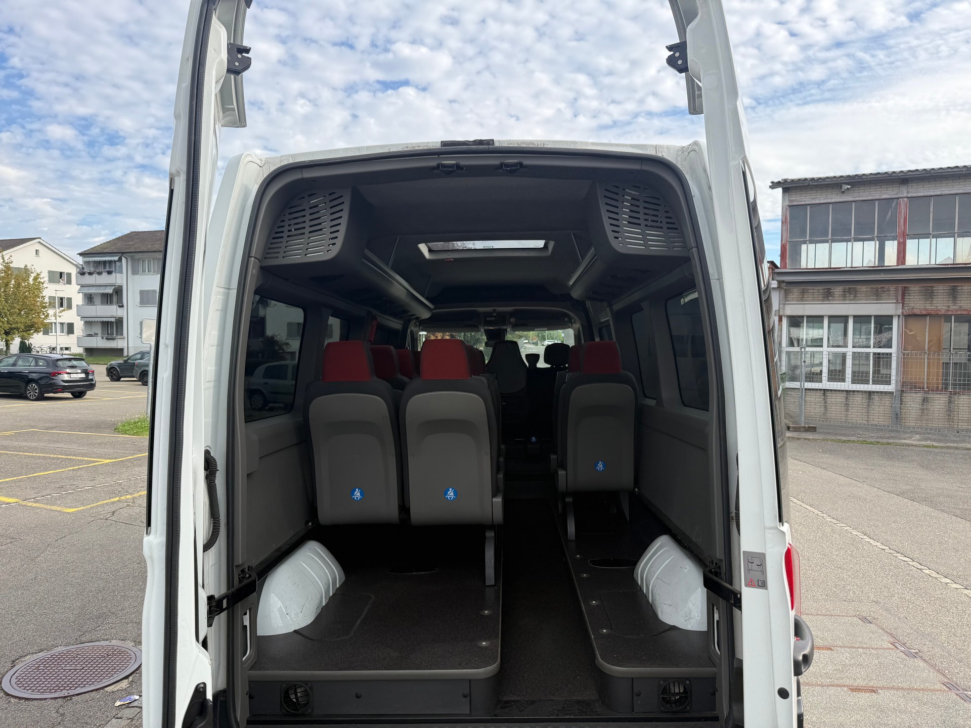 RENAULT Master T39 2.3dCi Minibus 17 L3H2 Quickshift-image-9