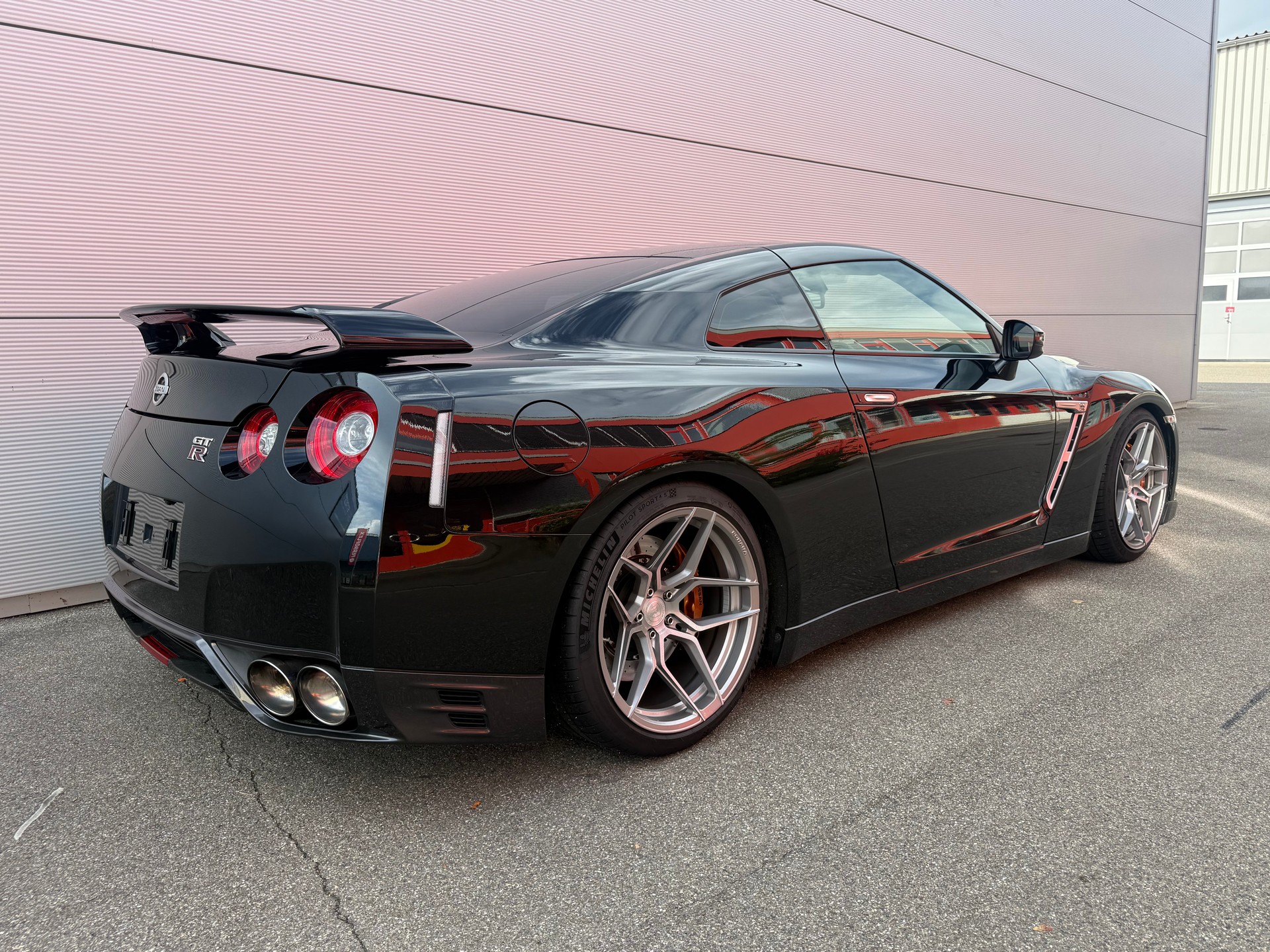 NISSAN GT-R 3.8 V6 Biturbo Black Edition-image-5