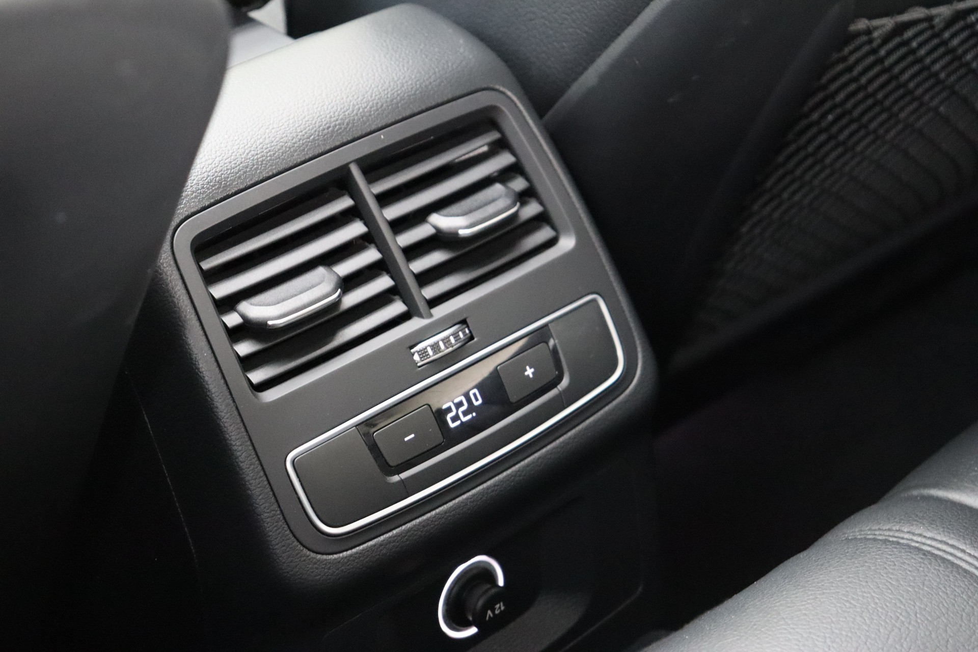 AUDI A5 Cabriolet 2.0 TFSI Sport S-tronic-image-18
