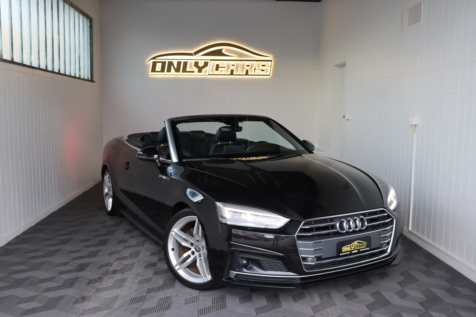 AUDI A5 Cabriolet 2.0 TFSI Sport S-tronic-image-6