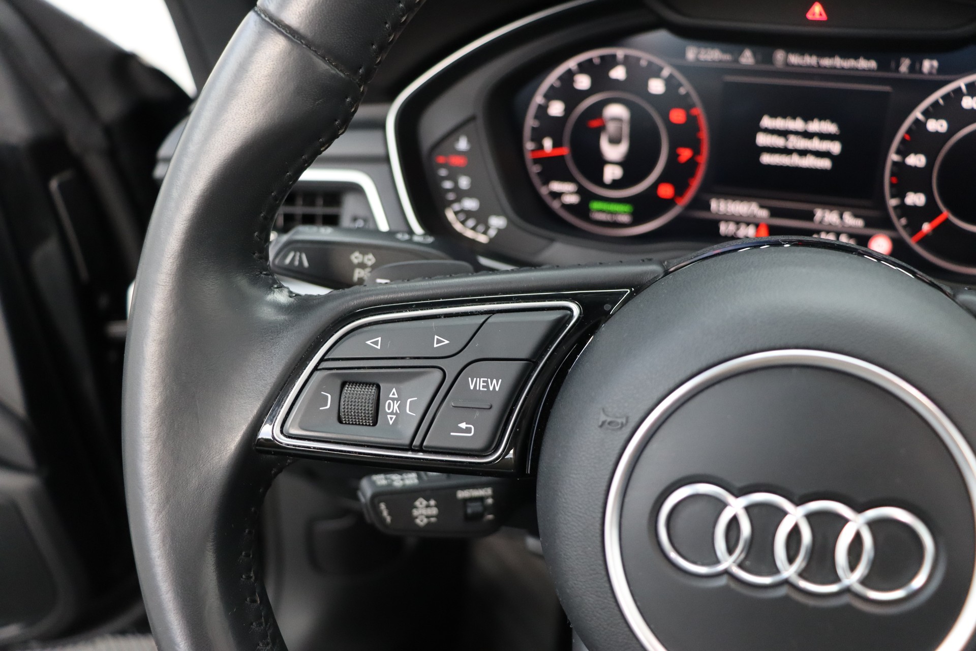 AUDI A5 Cabriolet 2.0 TFSI Sport S-tronic-image-24