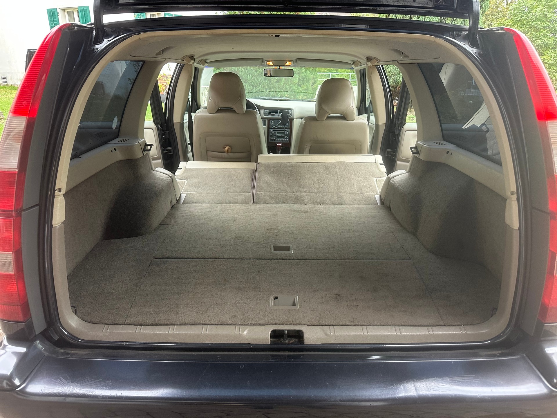 VOLVO 2.4 T-image-3