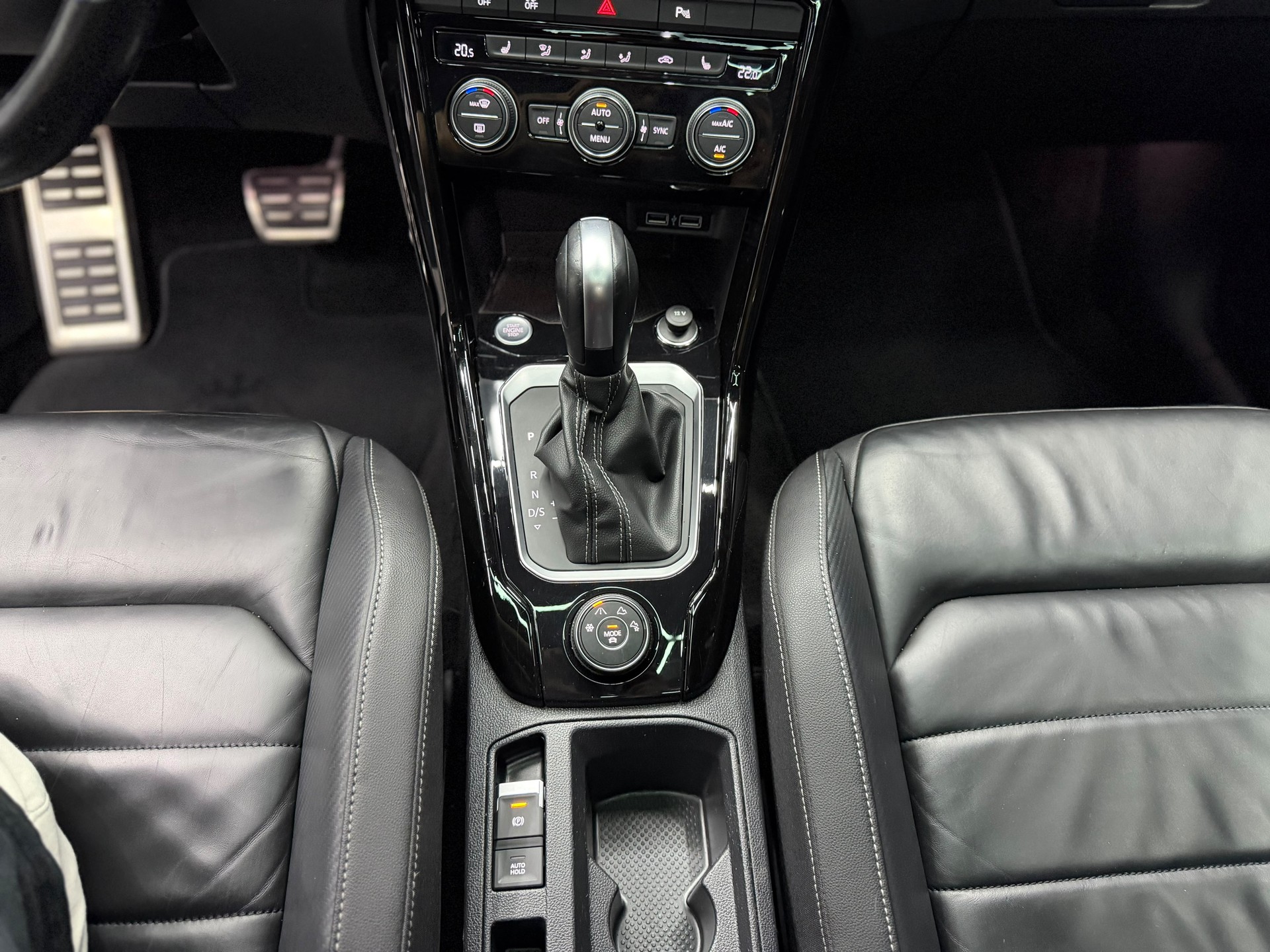 VW T-Roc 2.0 TSI R DSG 4Motion | ACC | Panoramadach | Virtual Cockpit | Beats Soundsystem | Rückfahrkamera-image-17