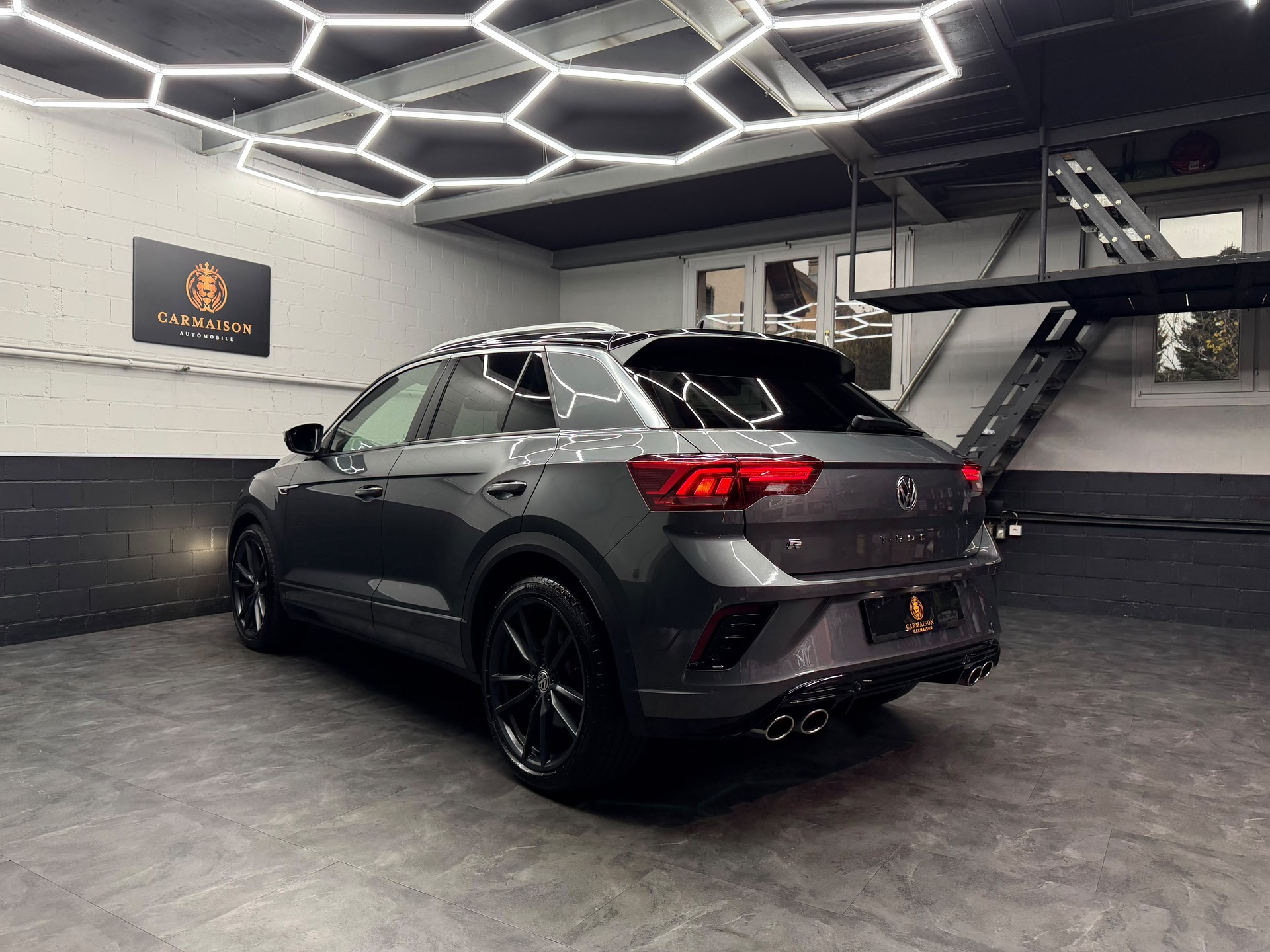 VW T-Roc 2.0 TSI R DSG 4Motion | ACC | Panoramadach | Virtual Cockpit | Beats Soundsystem | Rückfahrkamera-image-6
