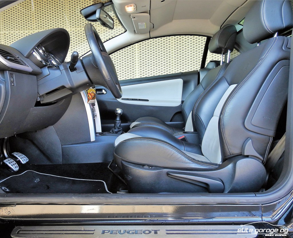 PEUGEOT 207 CC 1.6 16V Roland Garros-image-6