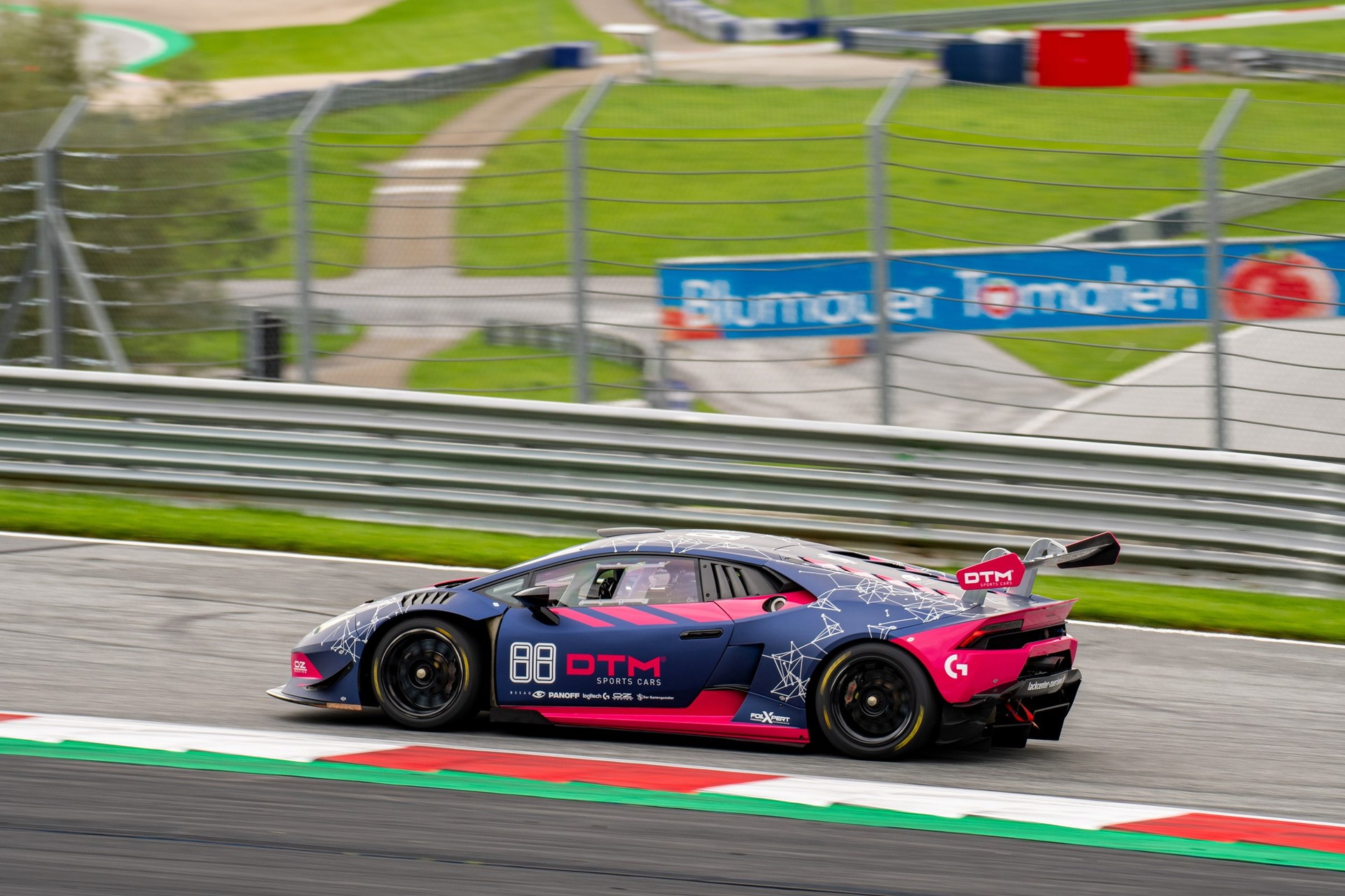LAMBORGHINI HURACAN SUPERTROFEO-image-1