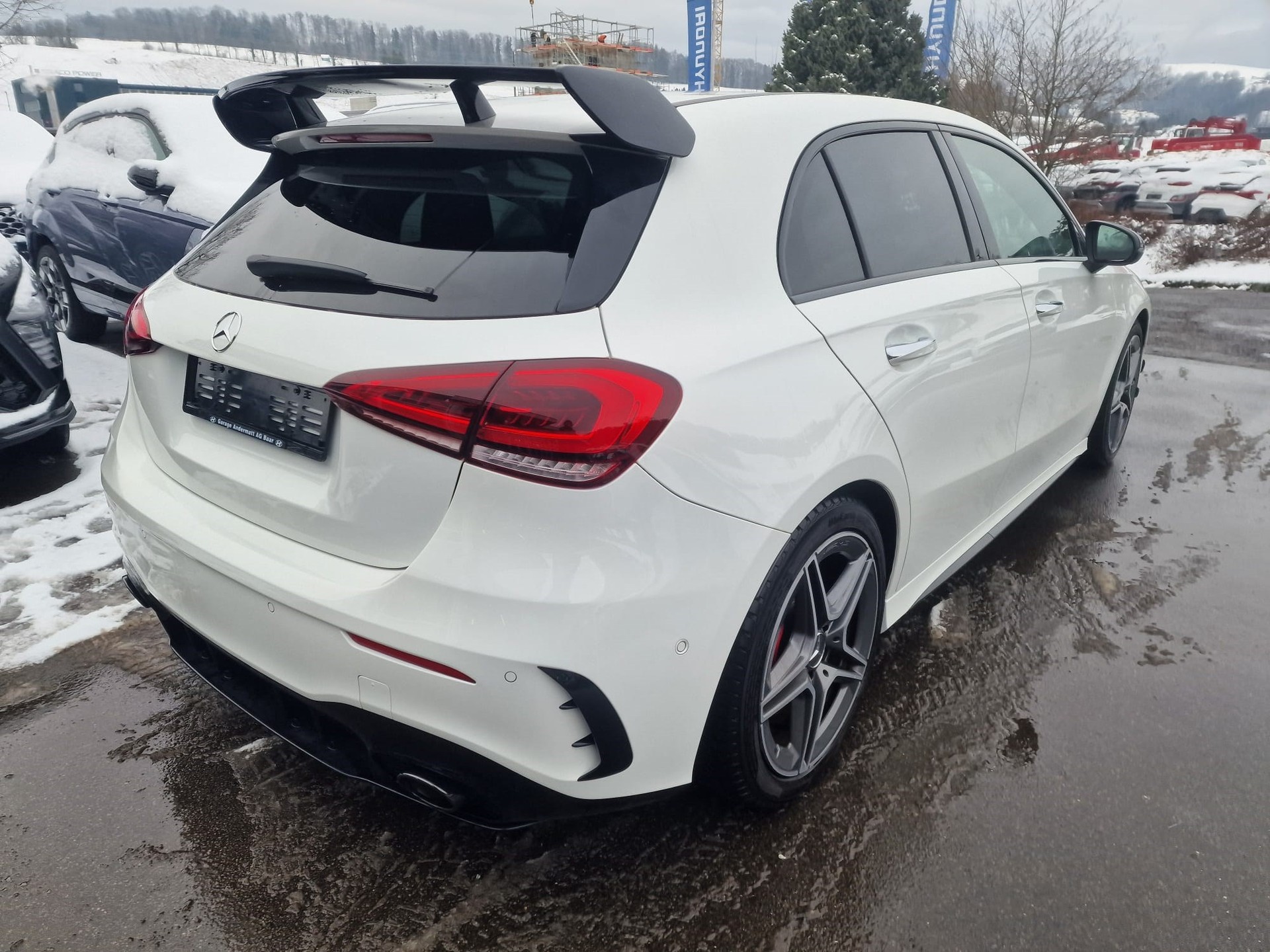 MERCEDES-BENZ A 35 AMG 4Matic Speedshift-image-6