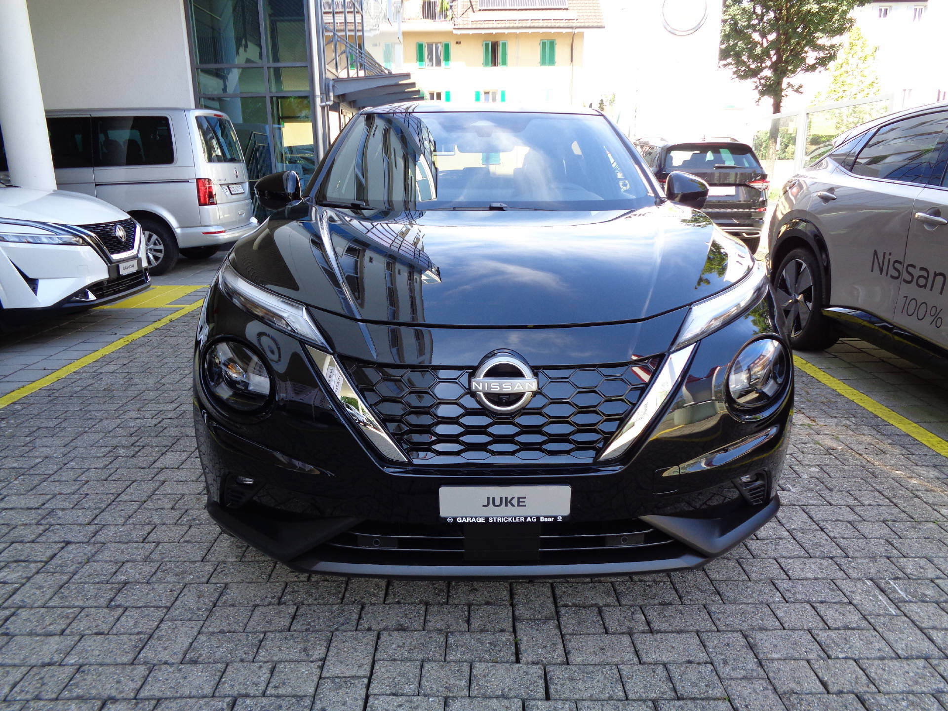 NISSAN Juke 1.6 Hybrid Tekna-image-4