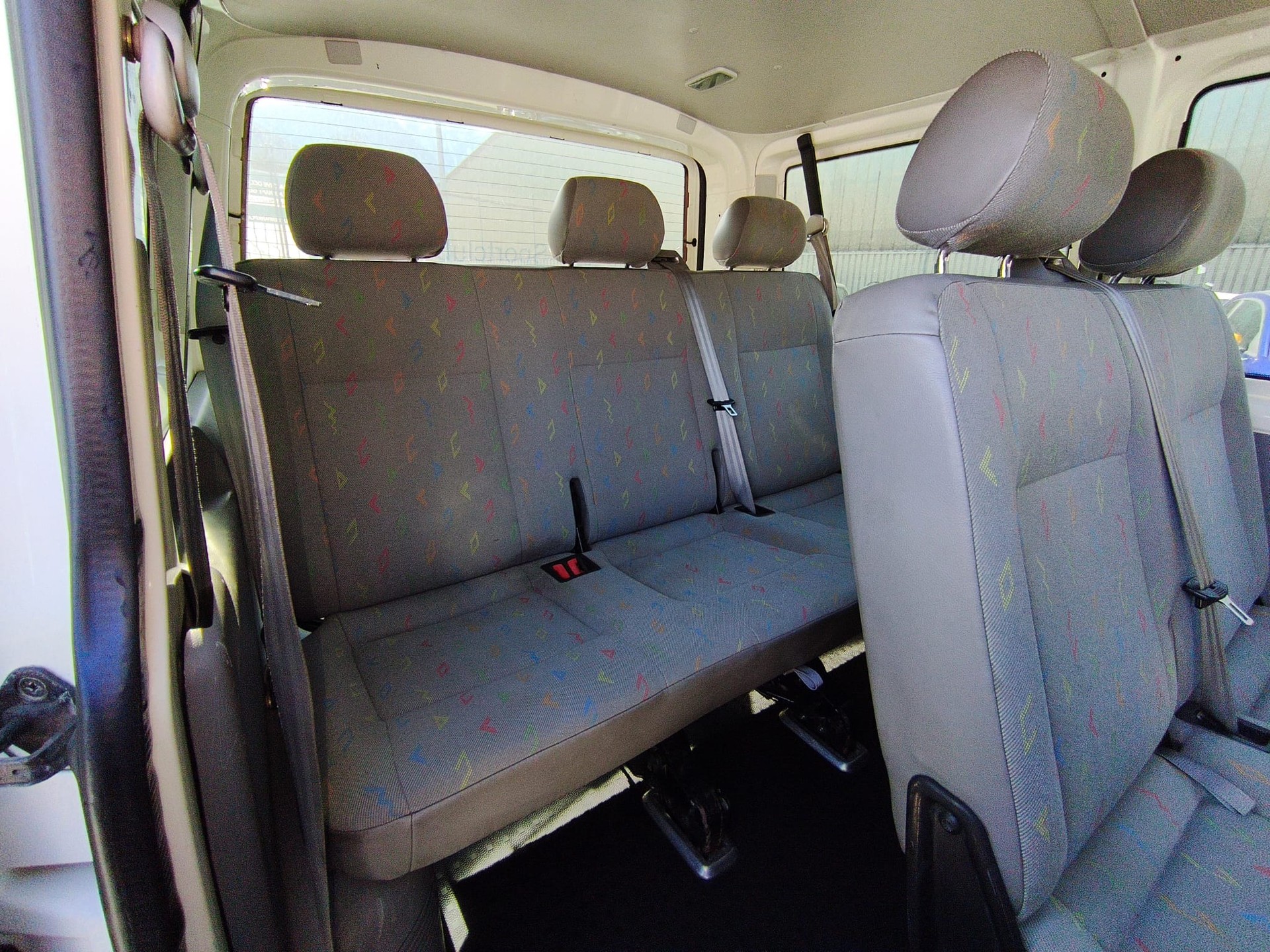 VW T5 1.9 TDI PD-image-10