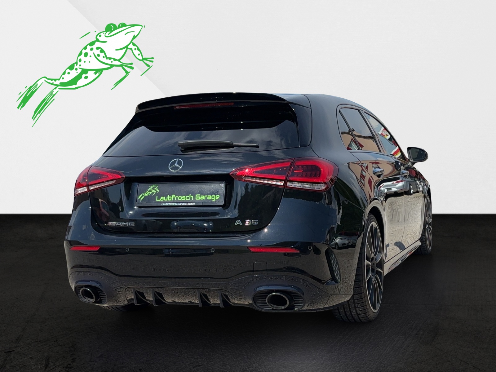 MERCEDES-BENZ A 35 AMG 4Matic Speedshift-image-2