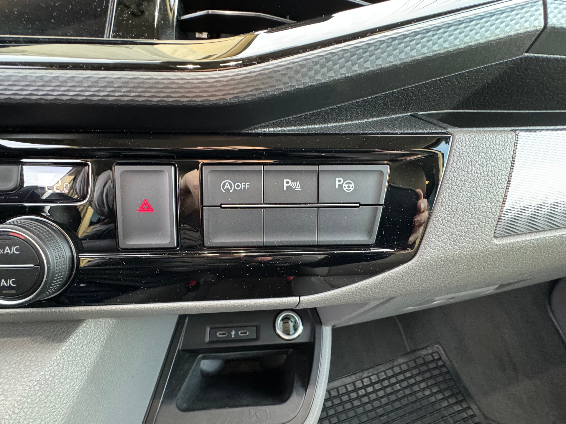 VW T6.1 California 2.0 TDI Ocean 4Motion-image-10