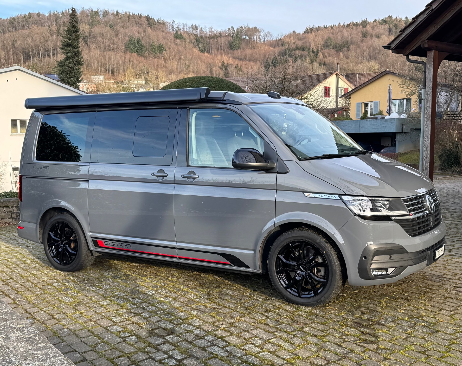 VW T6.1 California 2.0 TDI Ocean 4Motion-image-1