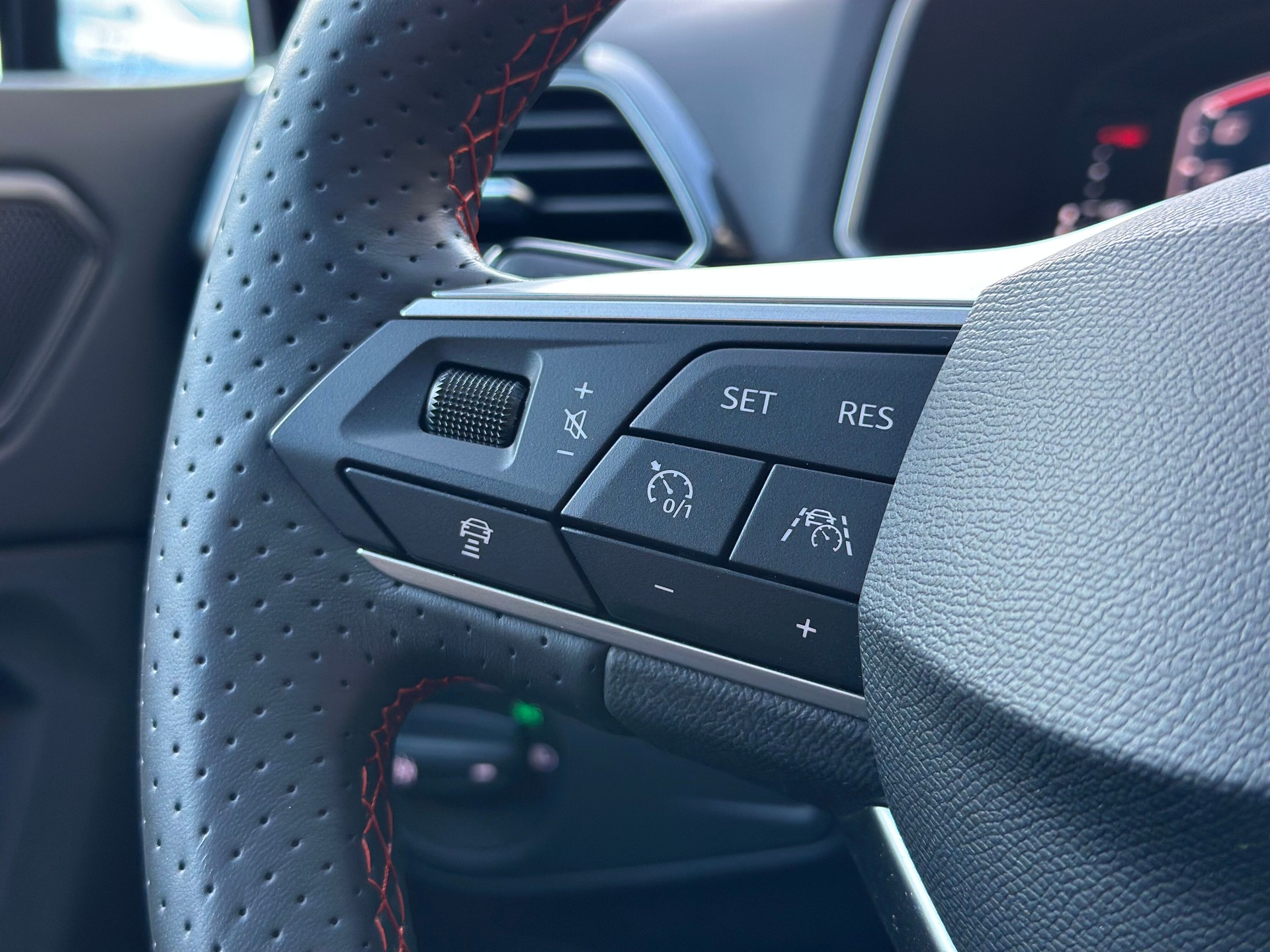 SEAT Tarraco 2.0TSI Hola FR 4Drive DSG-image-12