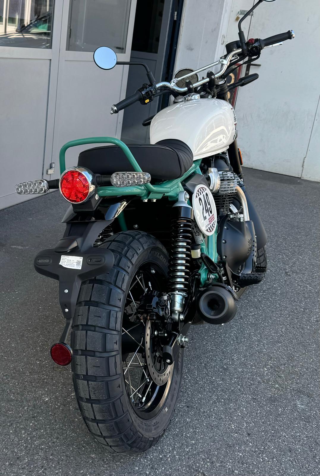 ROYAL ENFIELD BEAR 650 Two Four Nine-image-8