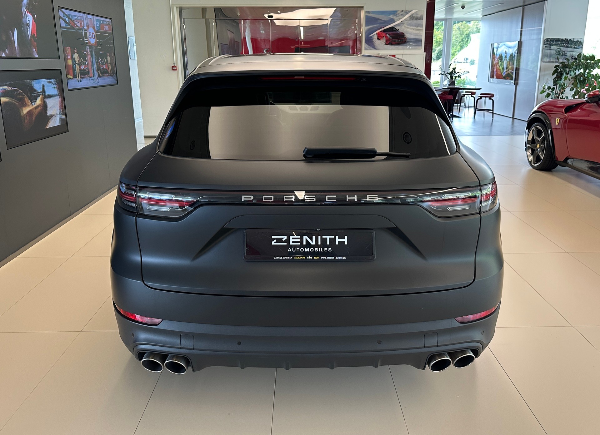 PORSCHE Cayenne S-image-5
