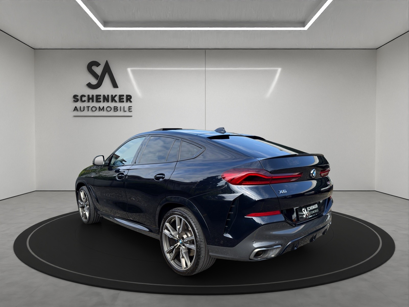 BMW X6 M50d-showroom-element-2