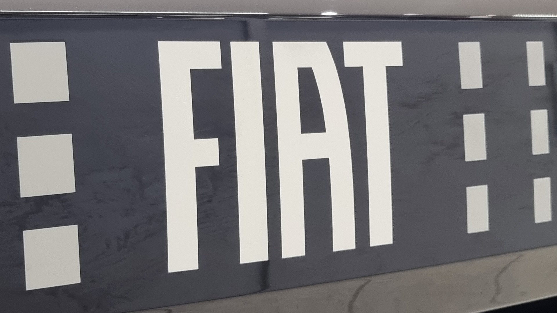 FIAT Grande Panda 1.2 Hybrid 110 PS La Prima-image-25