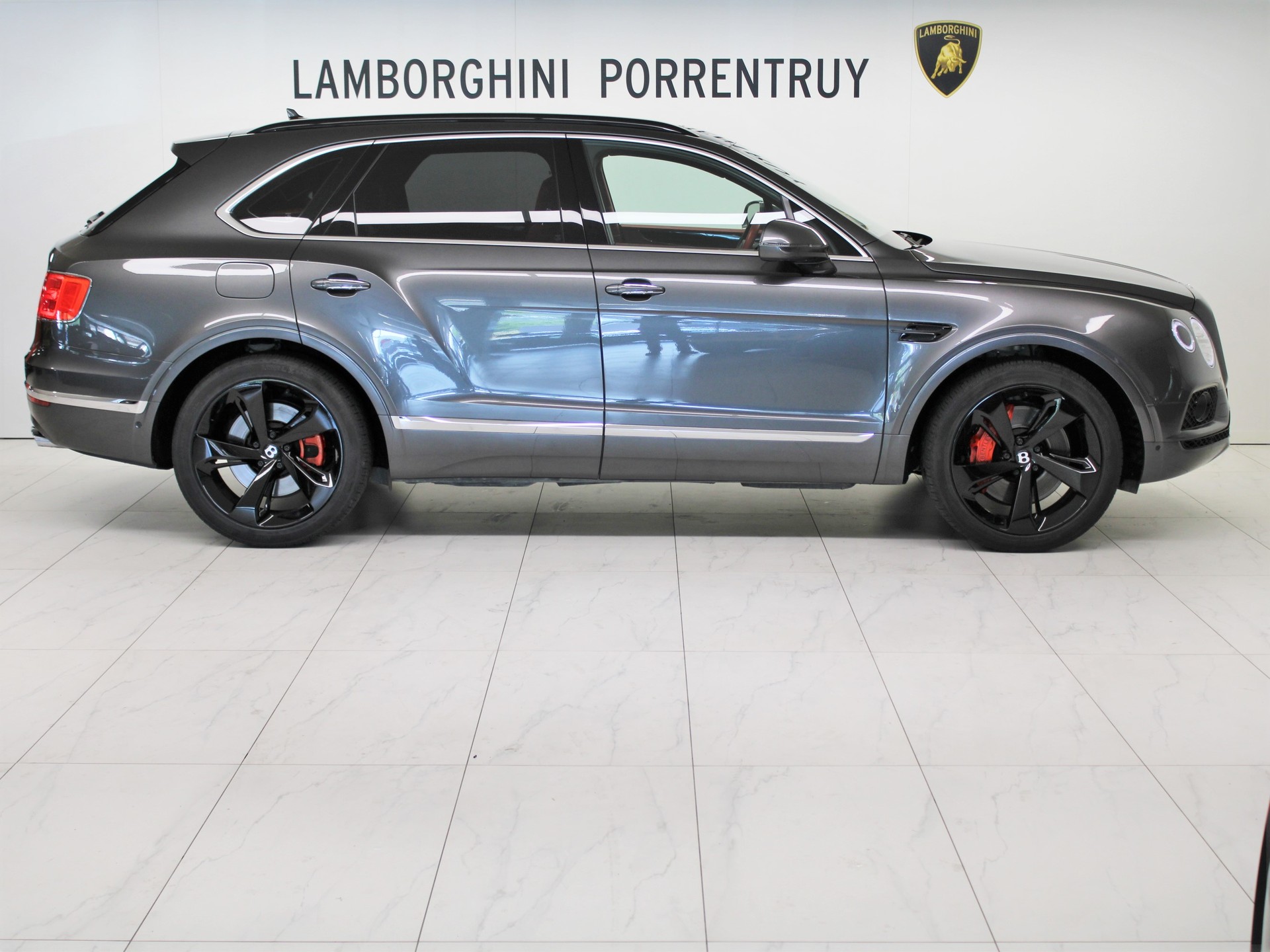 BENTLEY Bentayga V8 Diesel-image-1