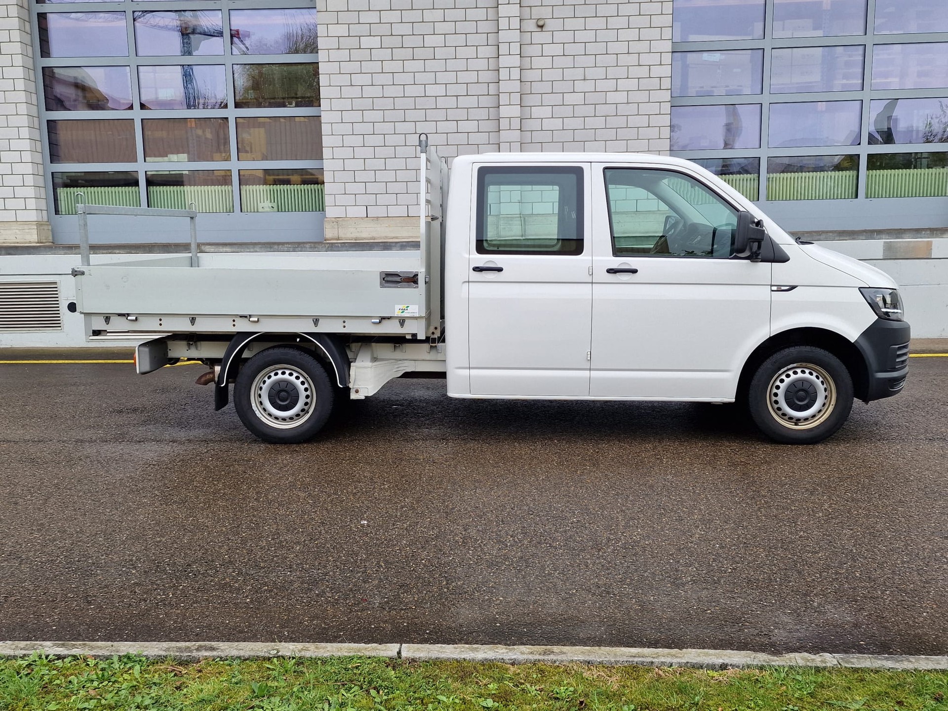 VW T6 2.0 TDI 4Motion DSG-image-3