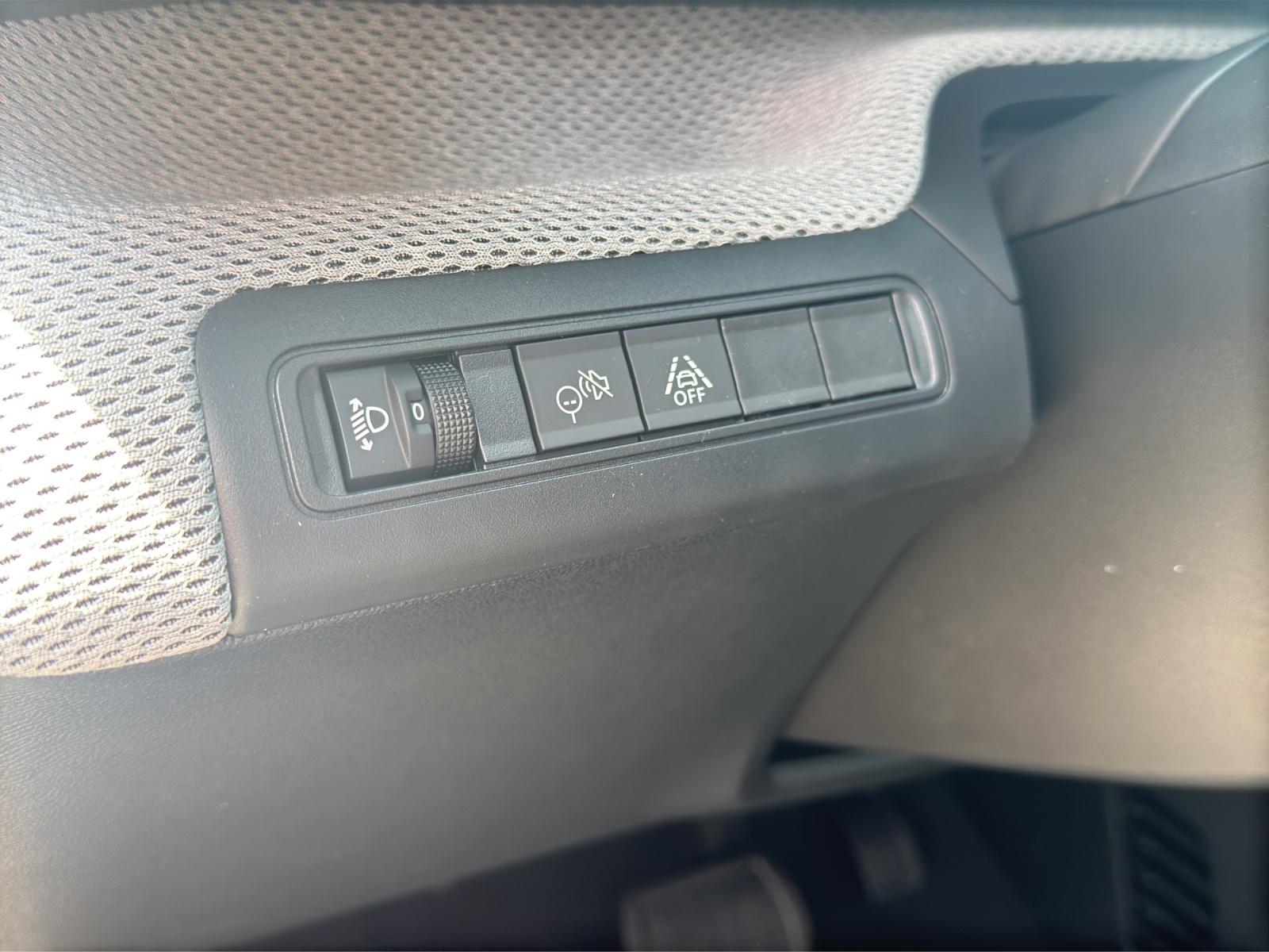 CITROEN C3 1.2 Hybrid 110 You+-image-11