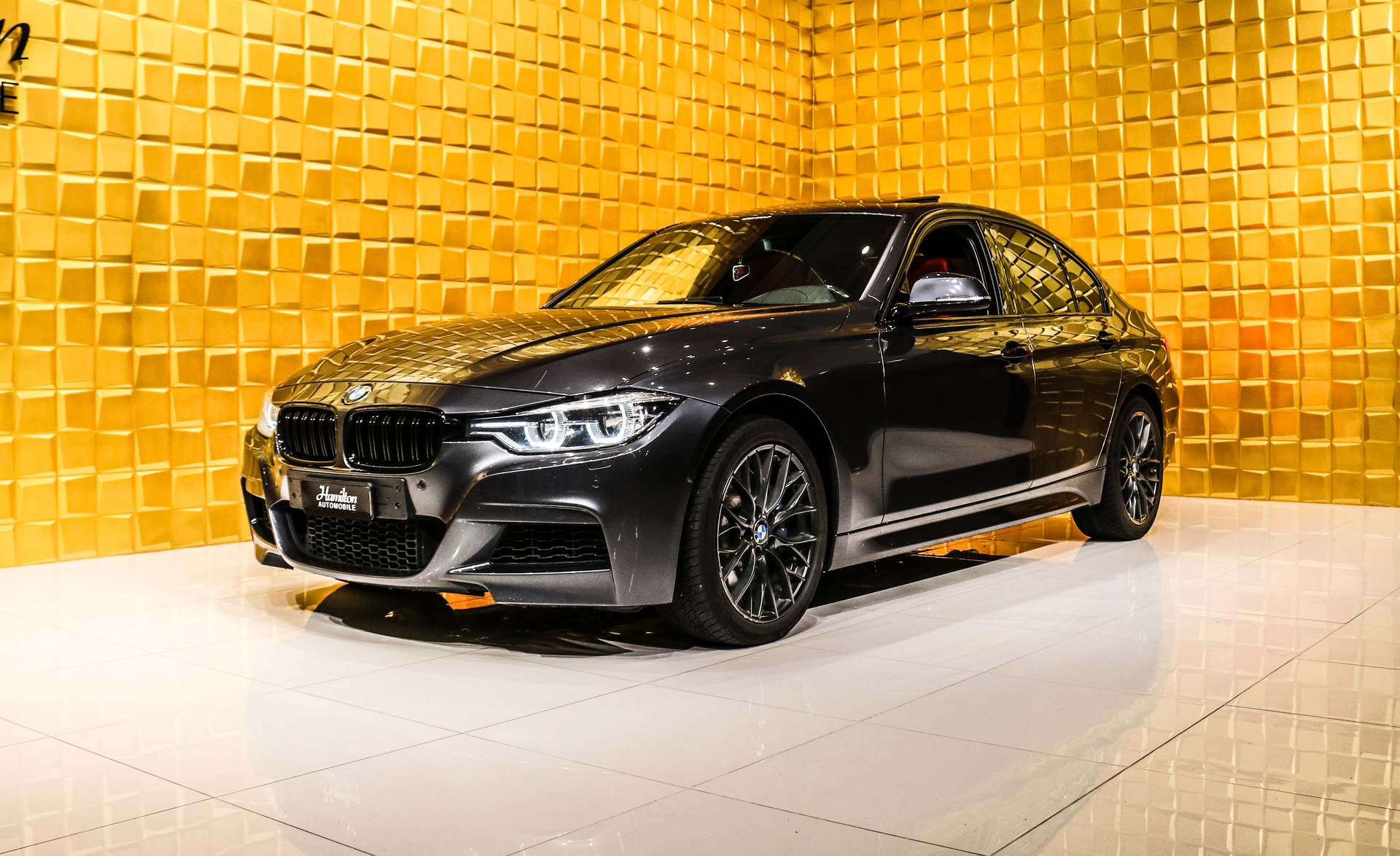 BMW 340i xDrive M Sport Steptronic-showroom-element-3