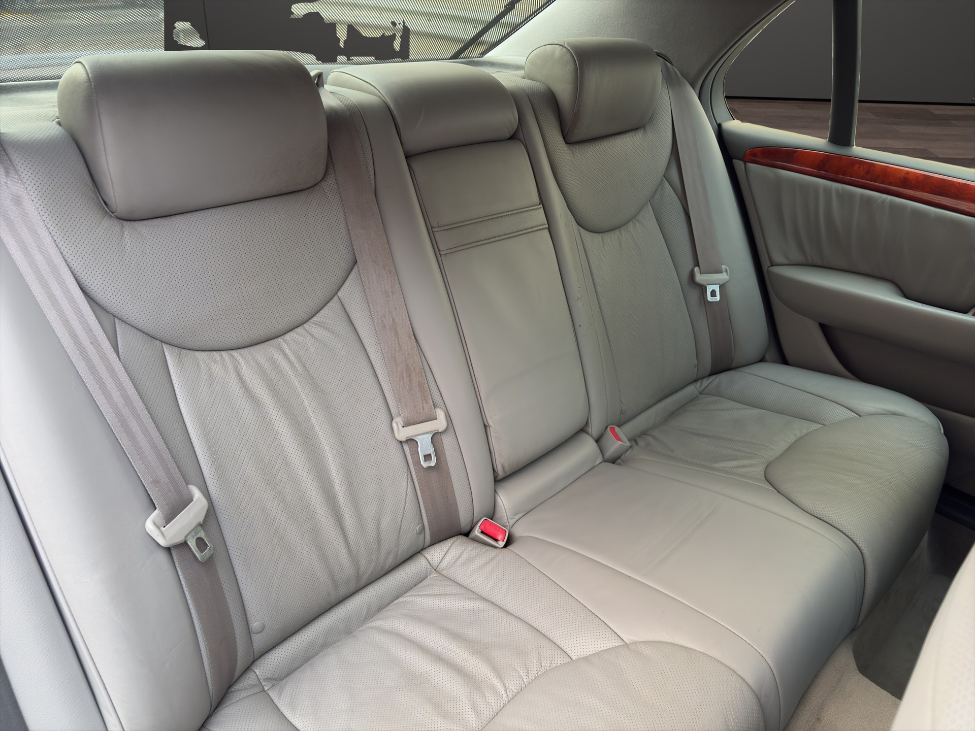 LEXUS LS 430 Automatic-image-13